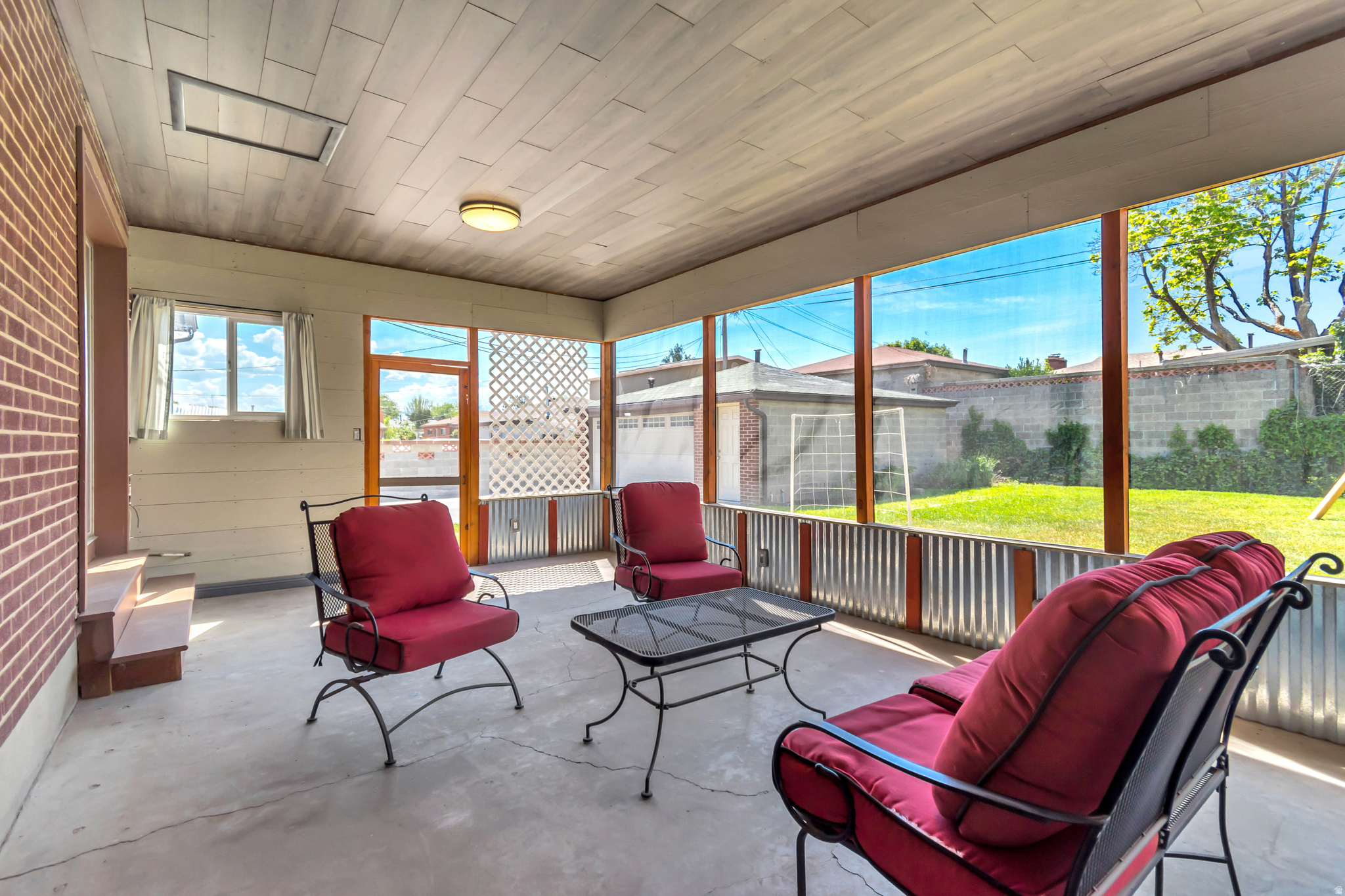 PLEASANT GRE - Residential