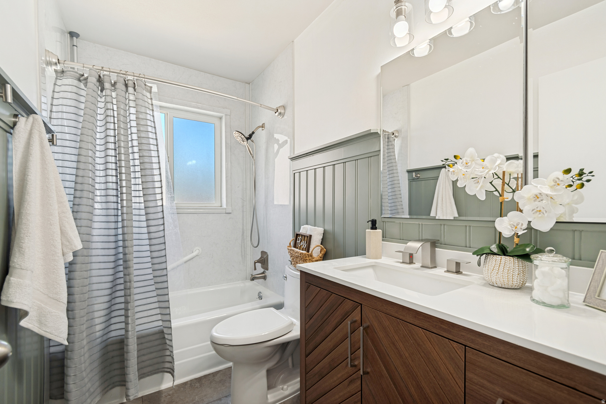PLEASANT GRE - Residential