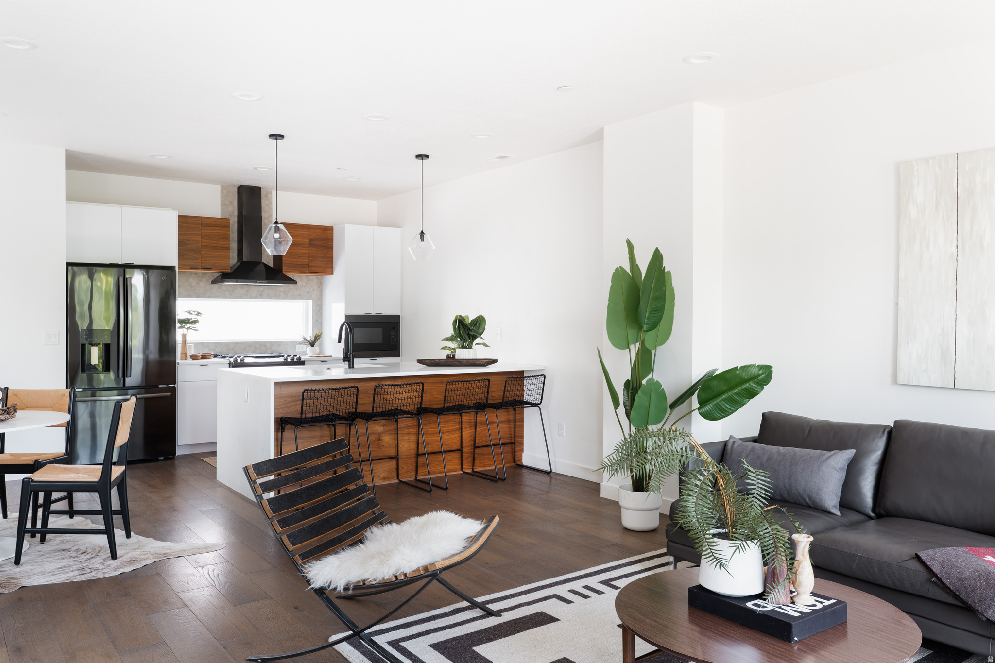 THE EDITH - Residential