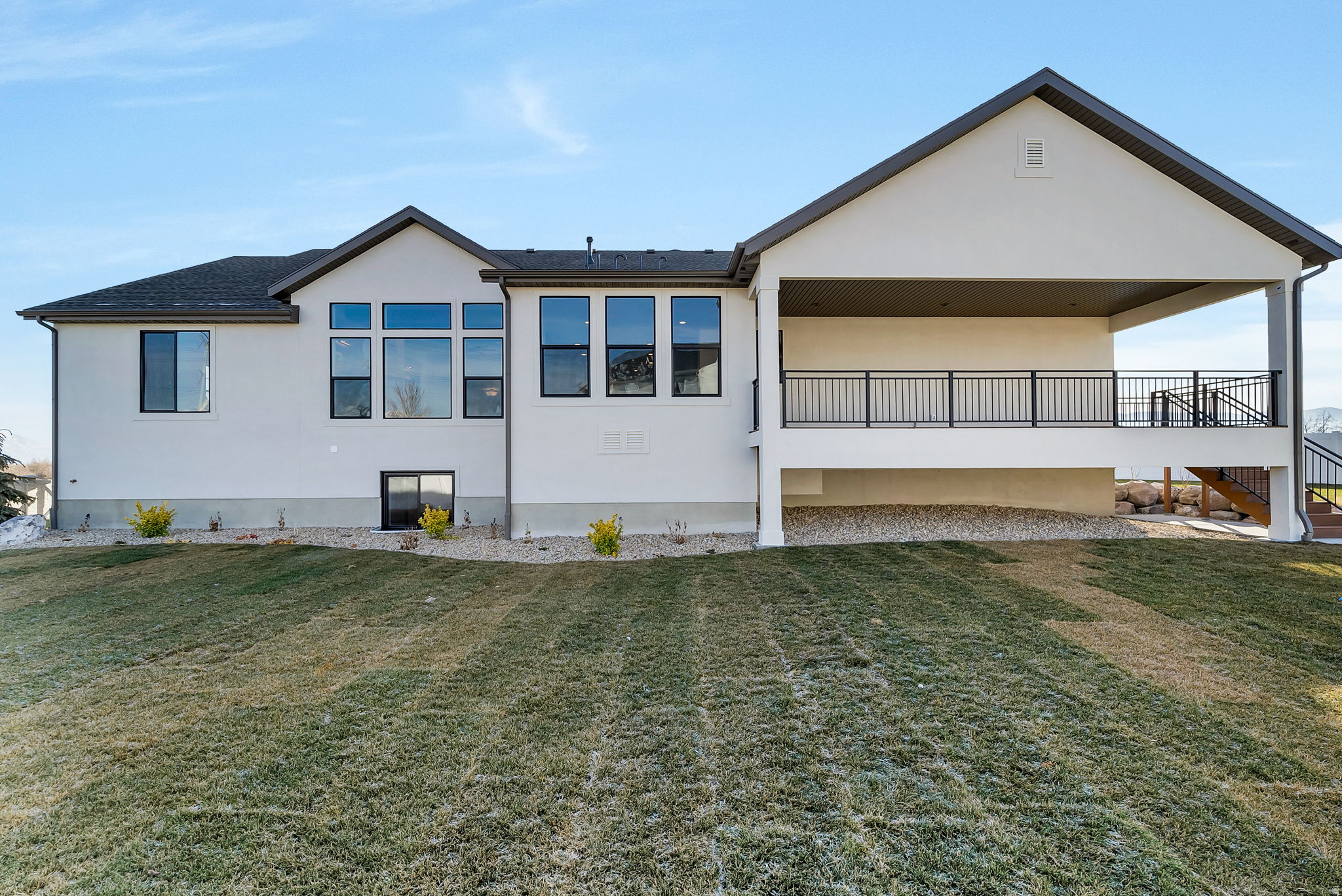 GRANDEUR ESTATES - Residential