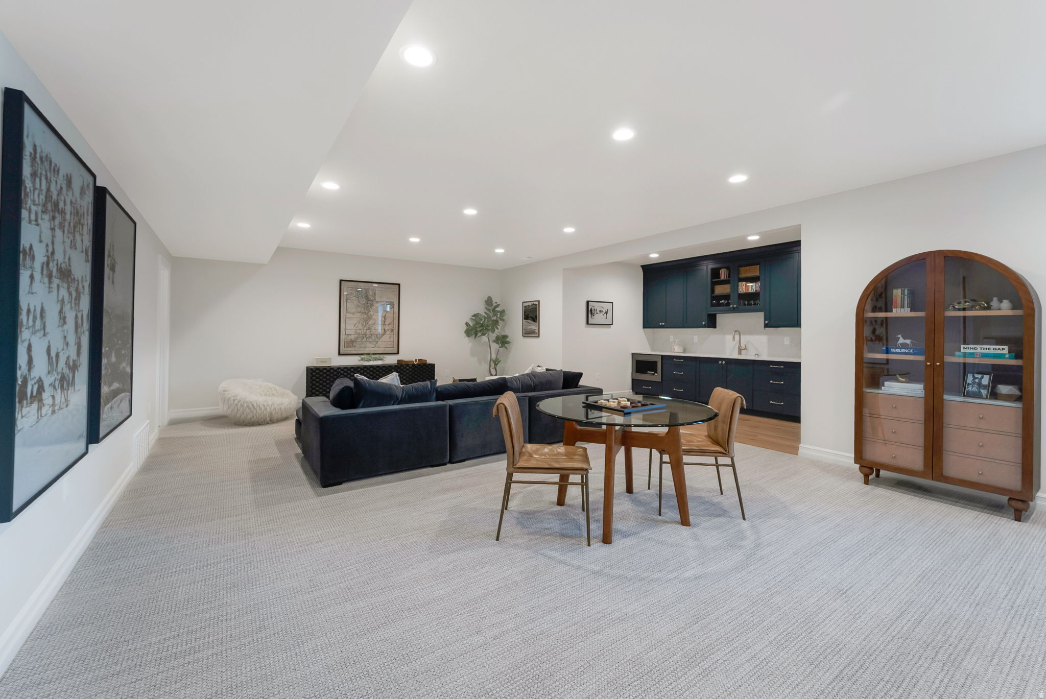 GRANDEUR ESTATES - Residential