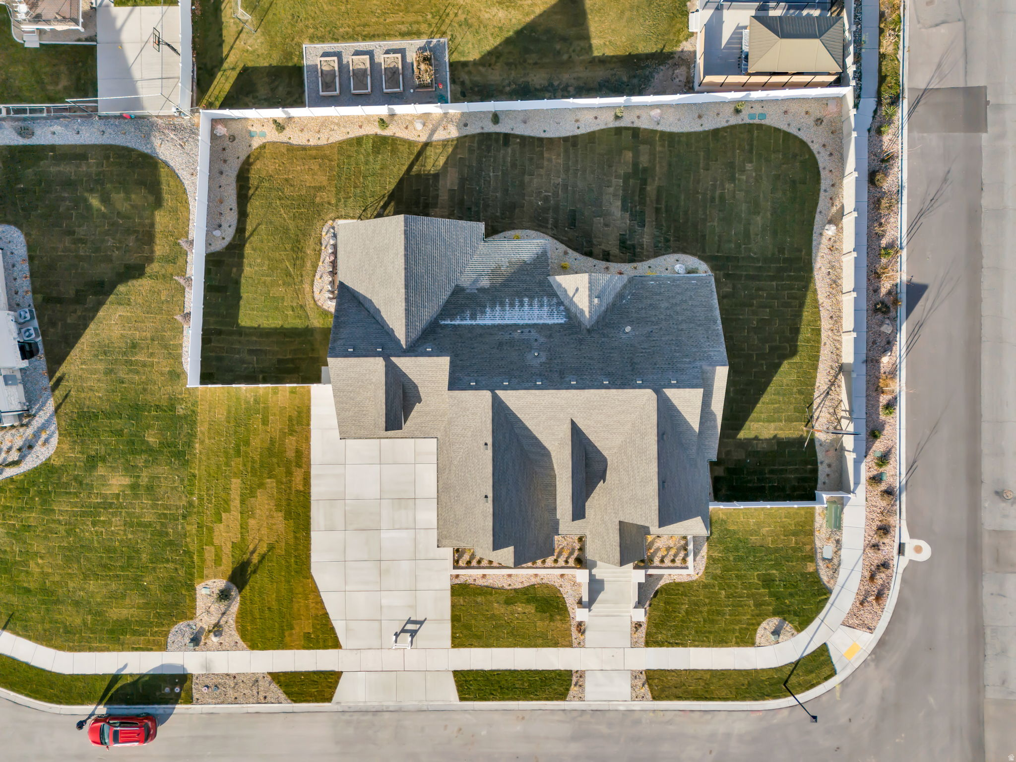 GRANDEUR ESTATES - Residential