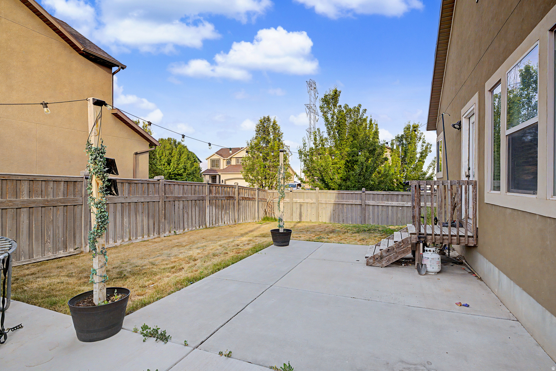 EAGLES GATE - Residential