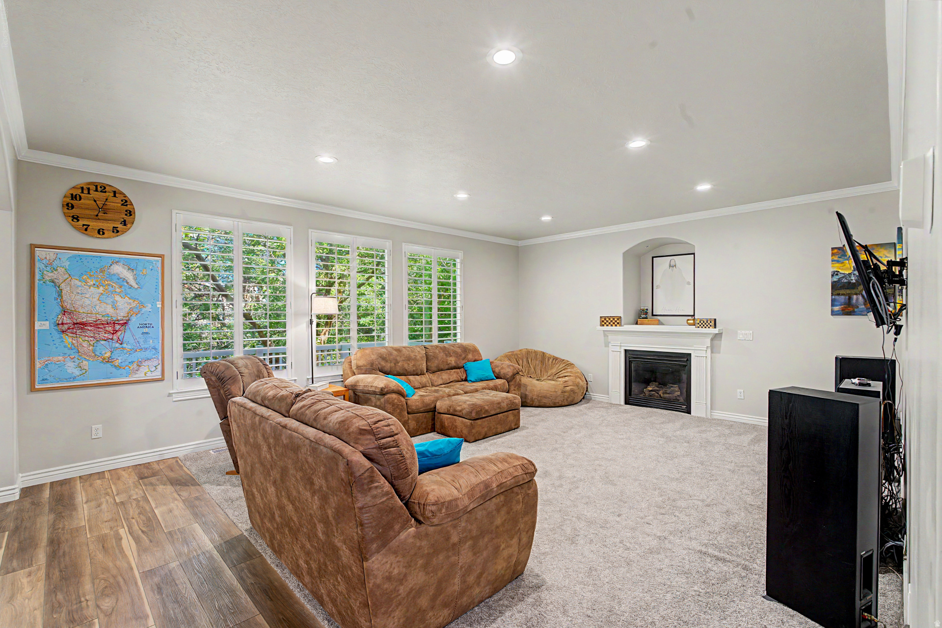 FOX POINTE - Residential