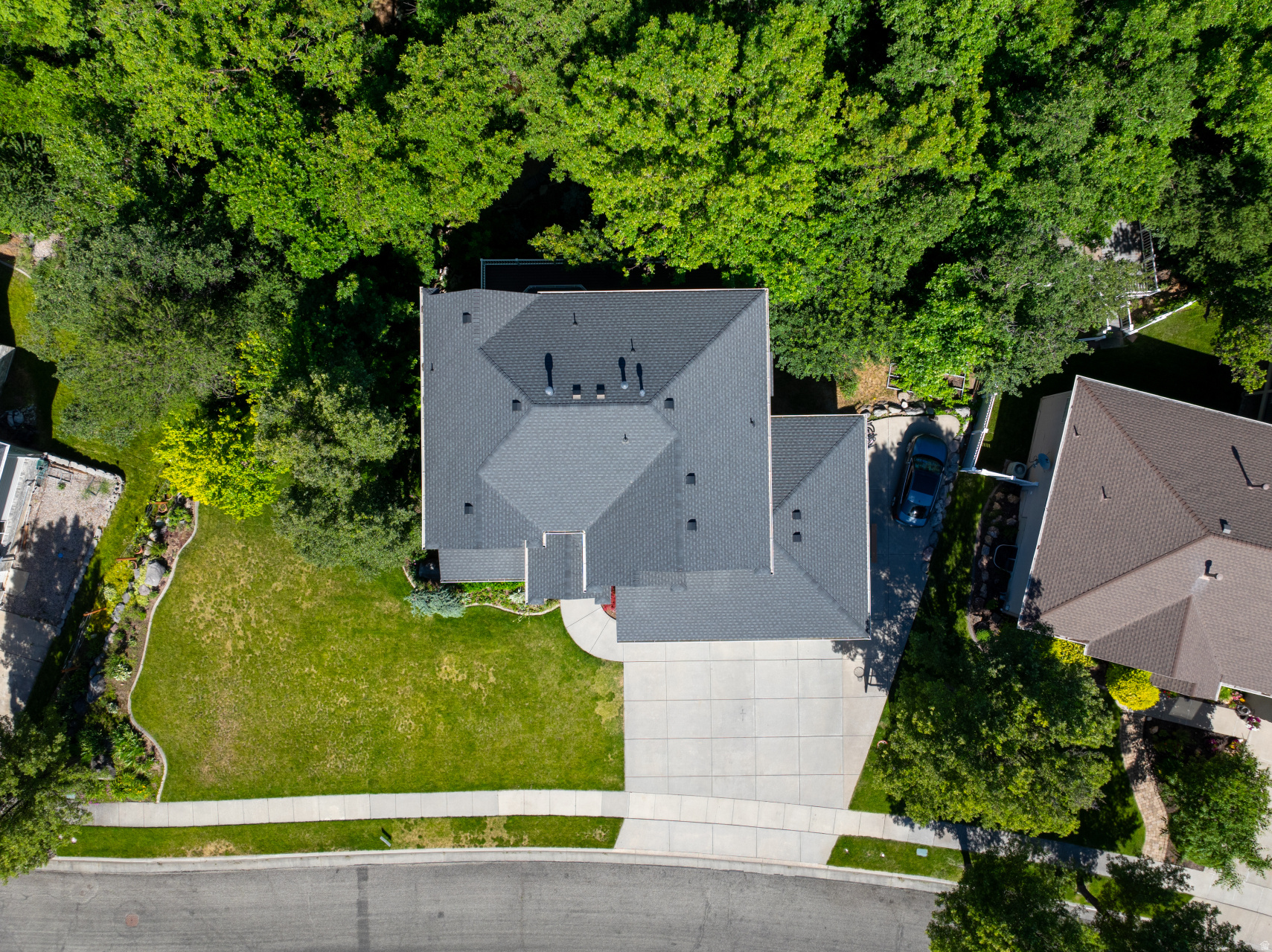 FOX POINTE - Residential