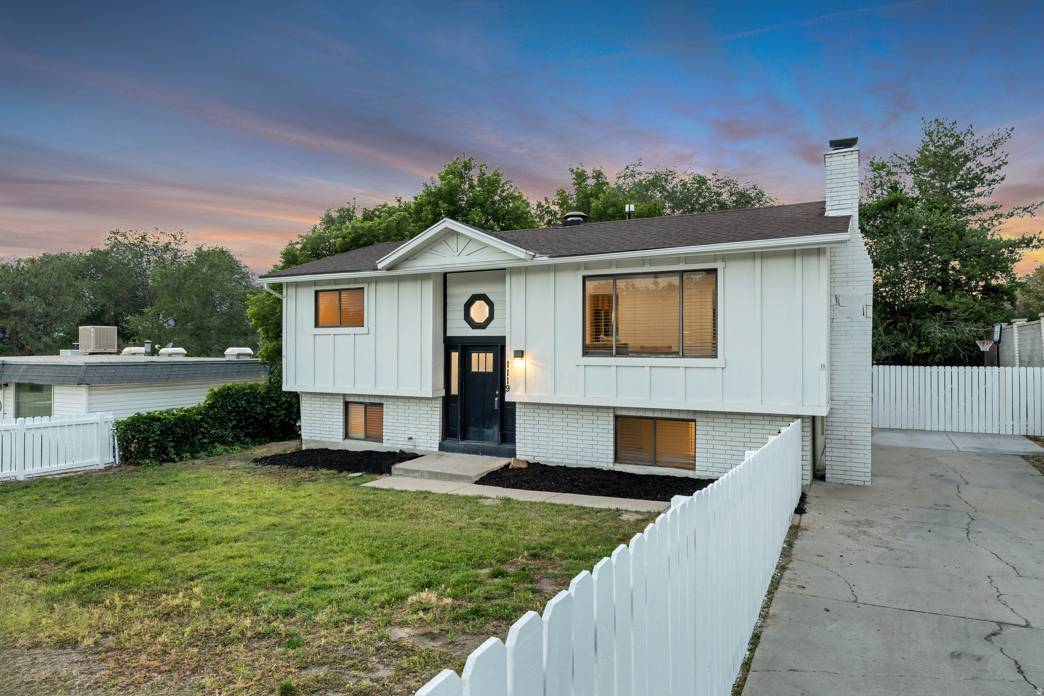 WHITE CITY - Residential
