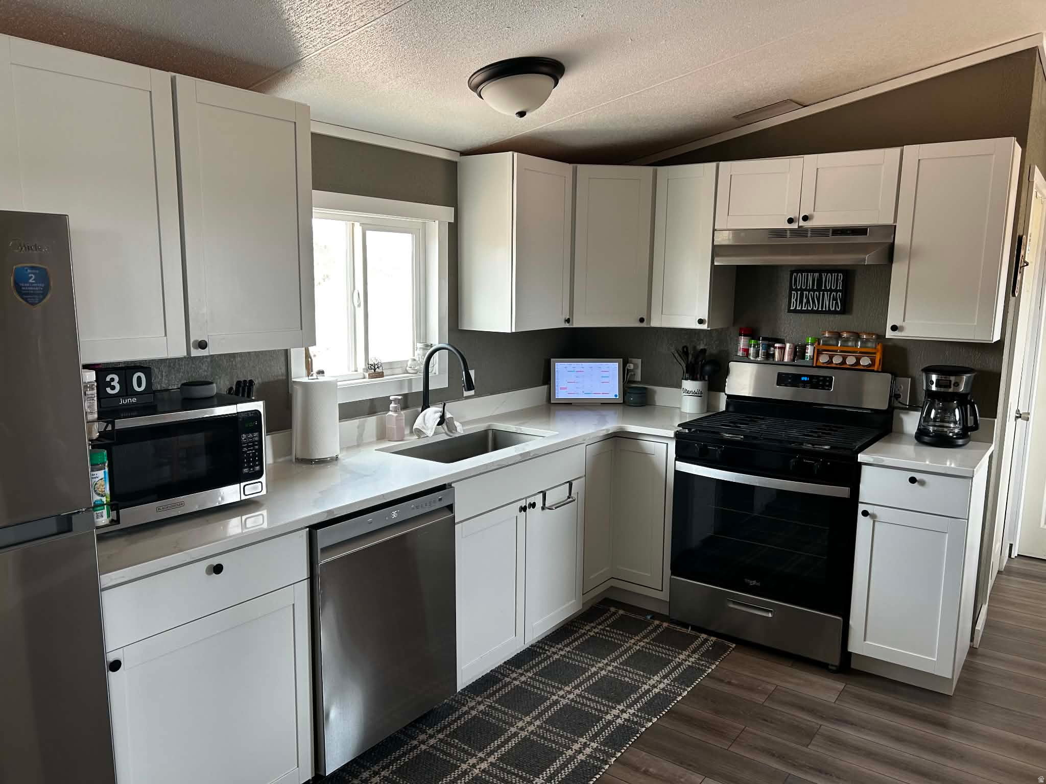 SUNDANCE WEST - Residential