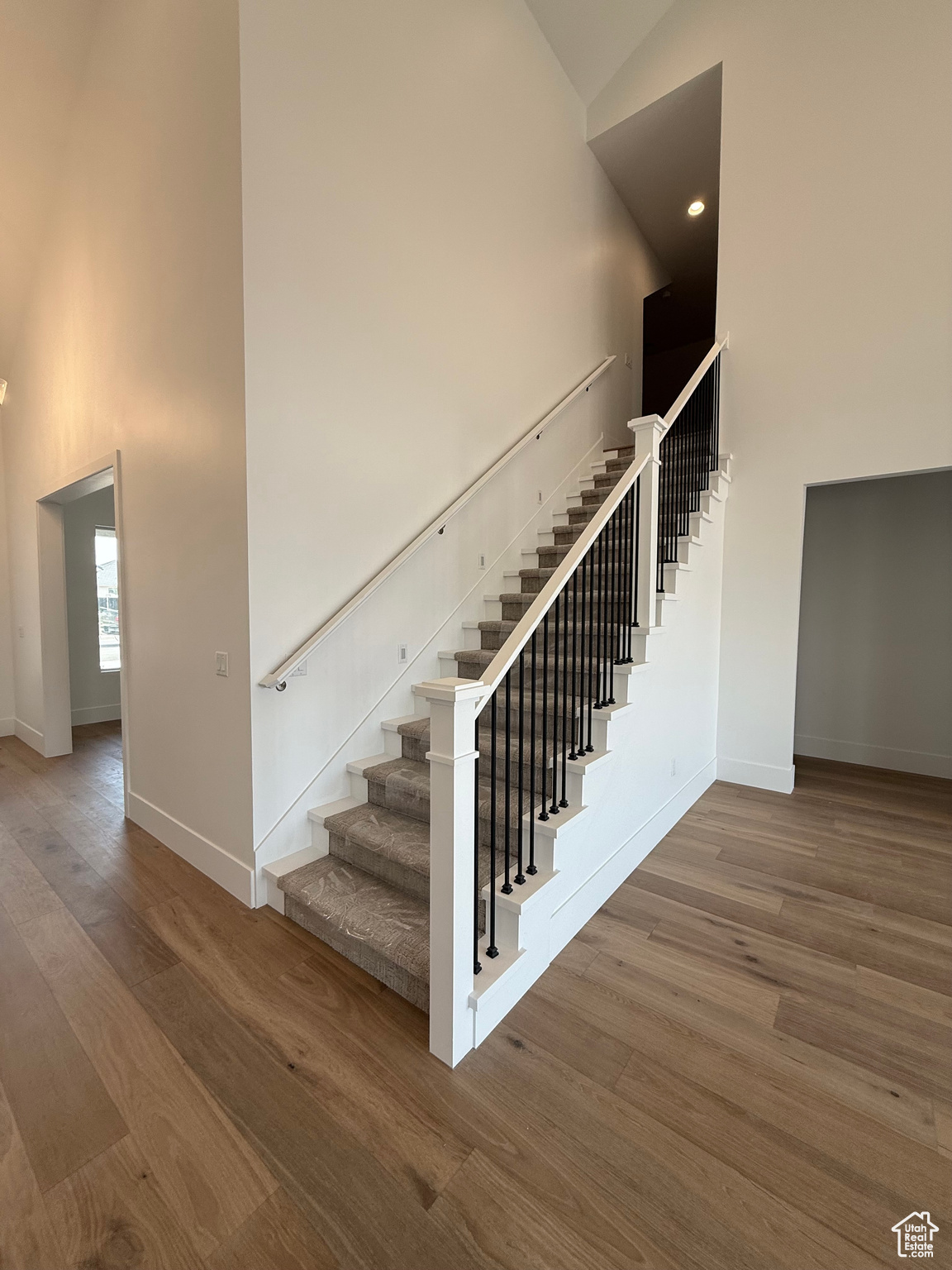 HAWKEYE POINT - Residential