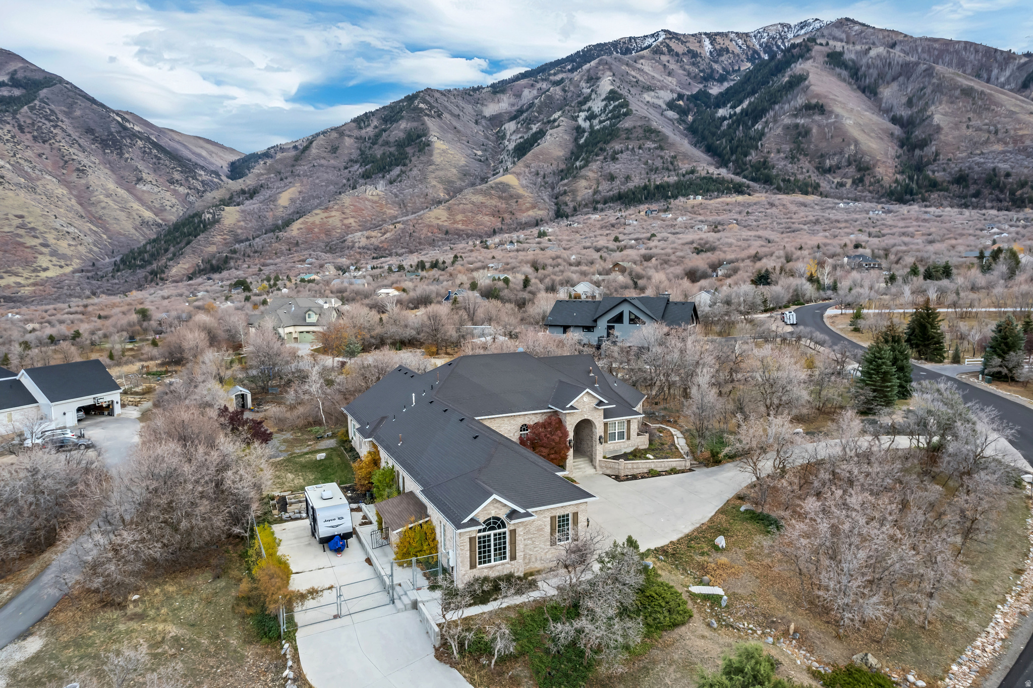 FLINTRIDGE - Residential