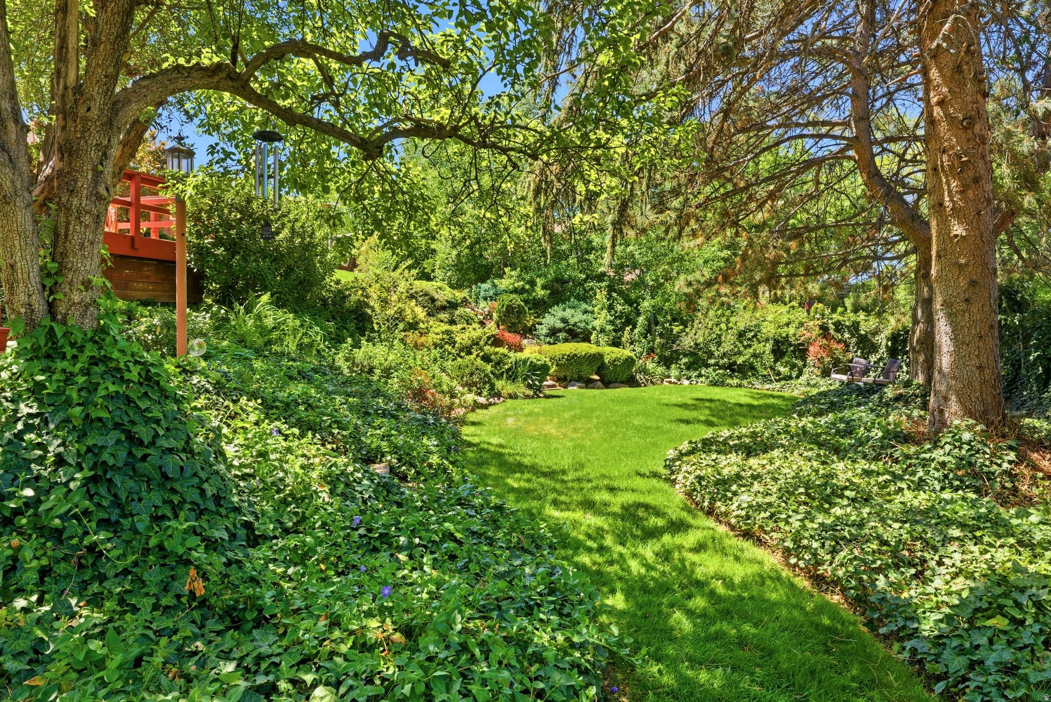 MURRAY HILL GARDENS - Residential