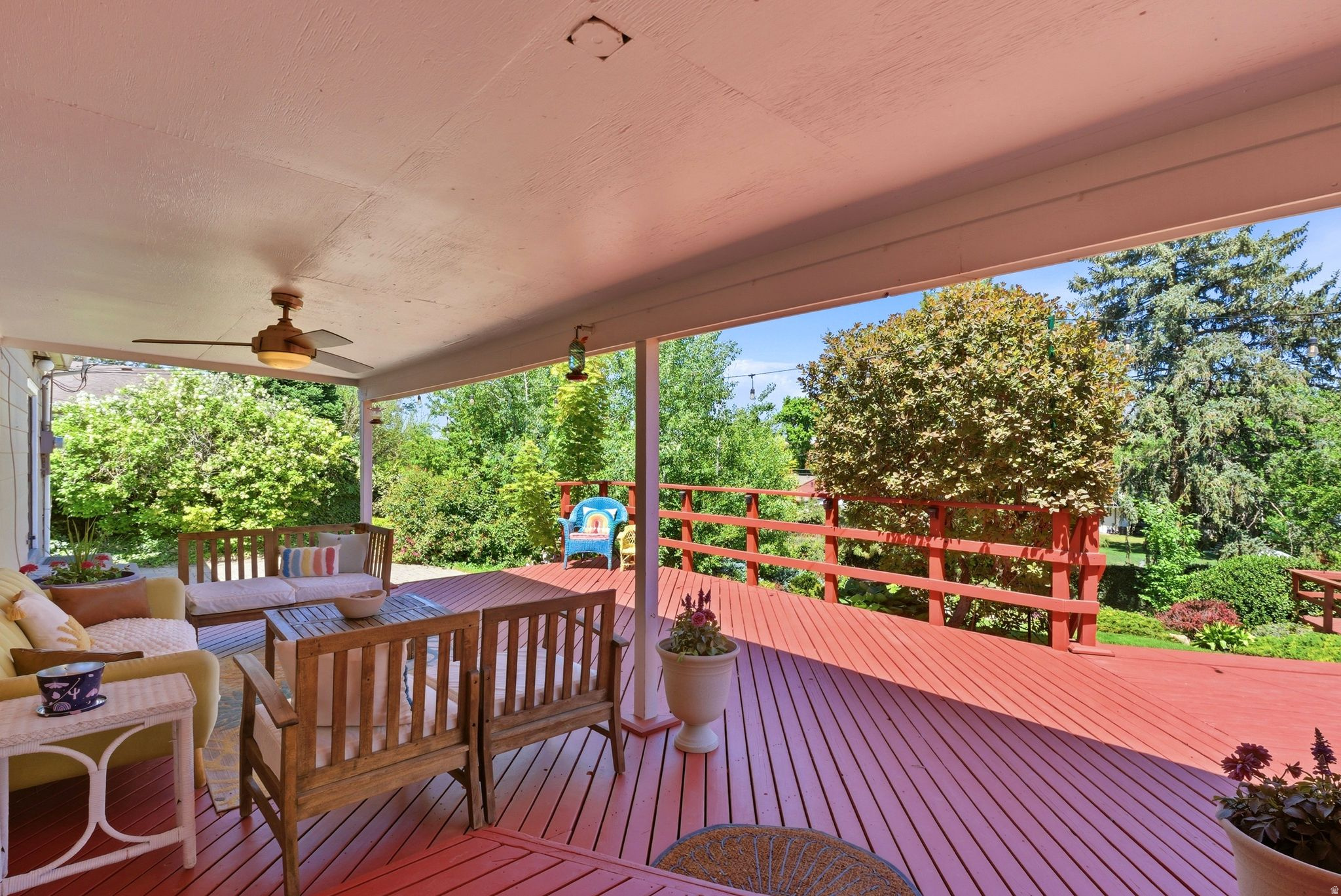 MURRAY HILL GARDENS - Residential