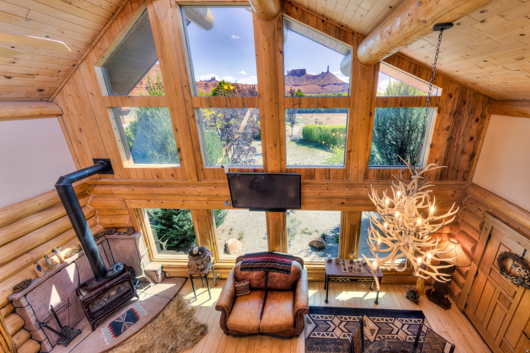 CASTLE VALLEY RIVER RANCHOS - Residential
