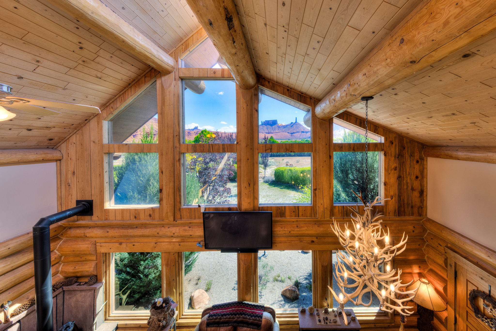 CASTLE VALLEY RIVER RANCHOS - Residential
