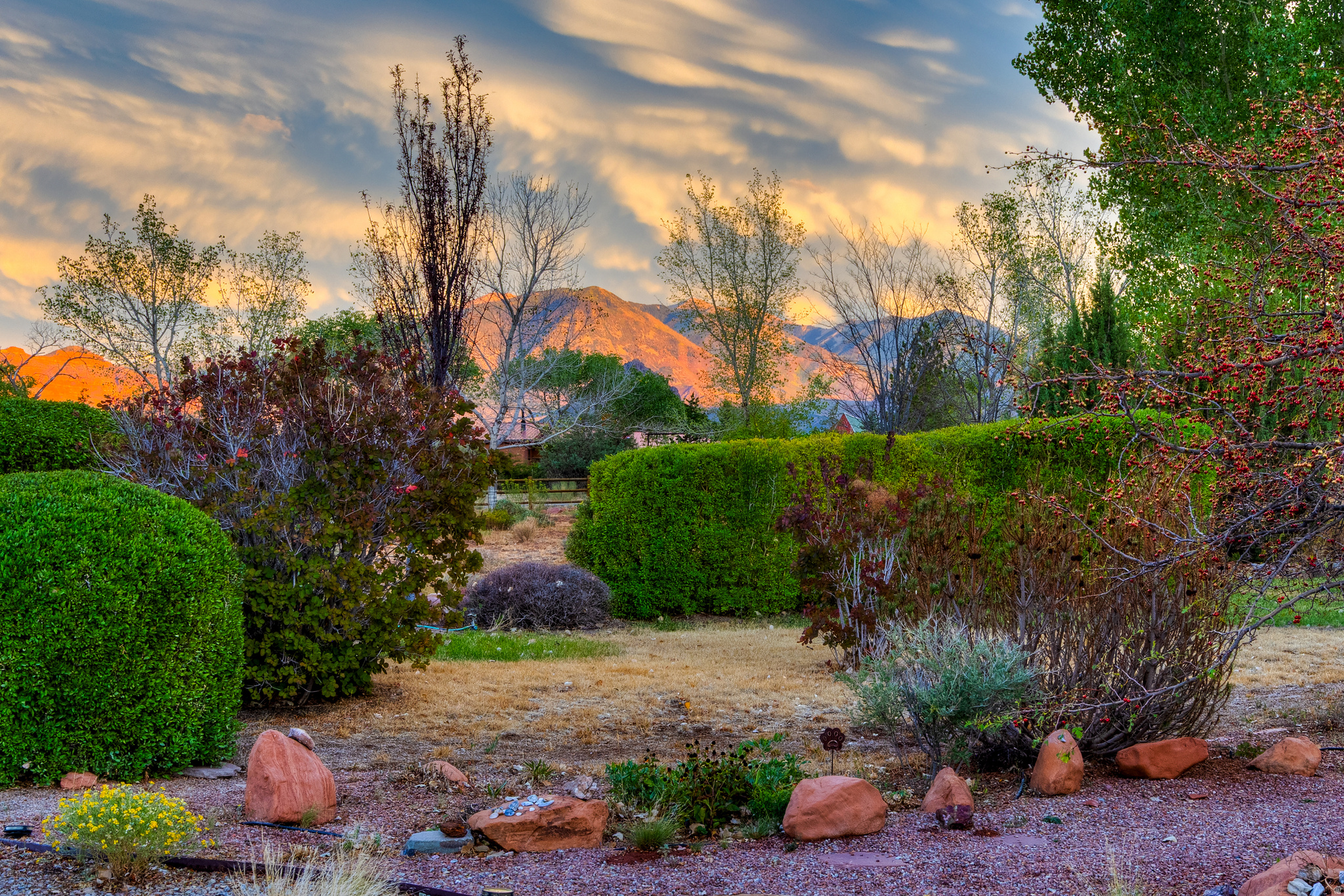 CASTLE VALLEY RIVER RANCHOS - Residential