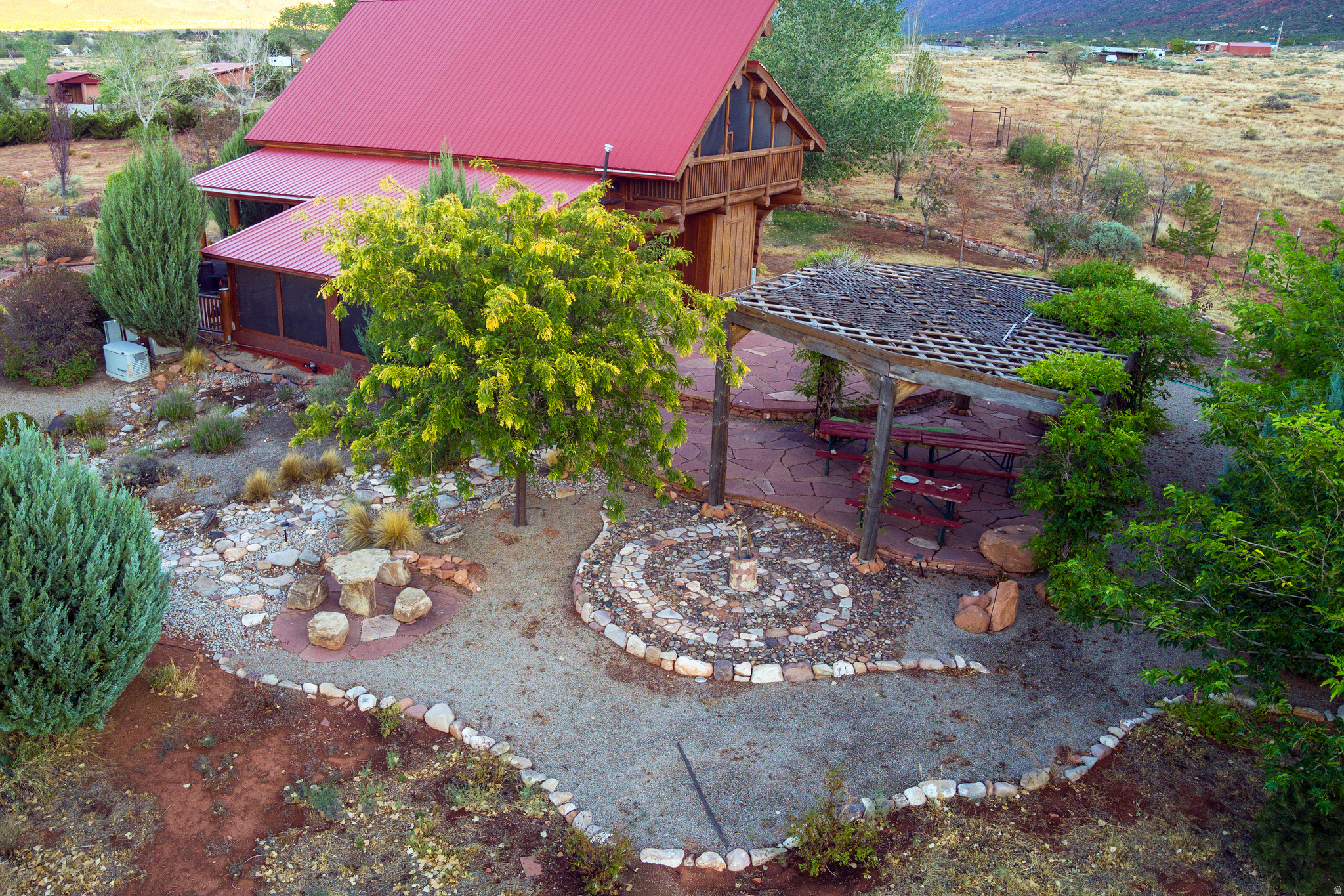 CASTLE VALLEY RIVER RANCHOS - Residential