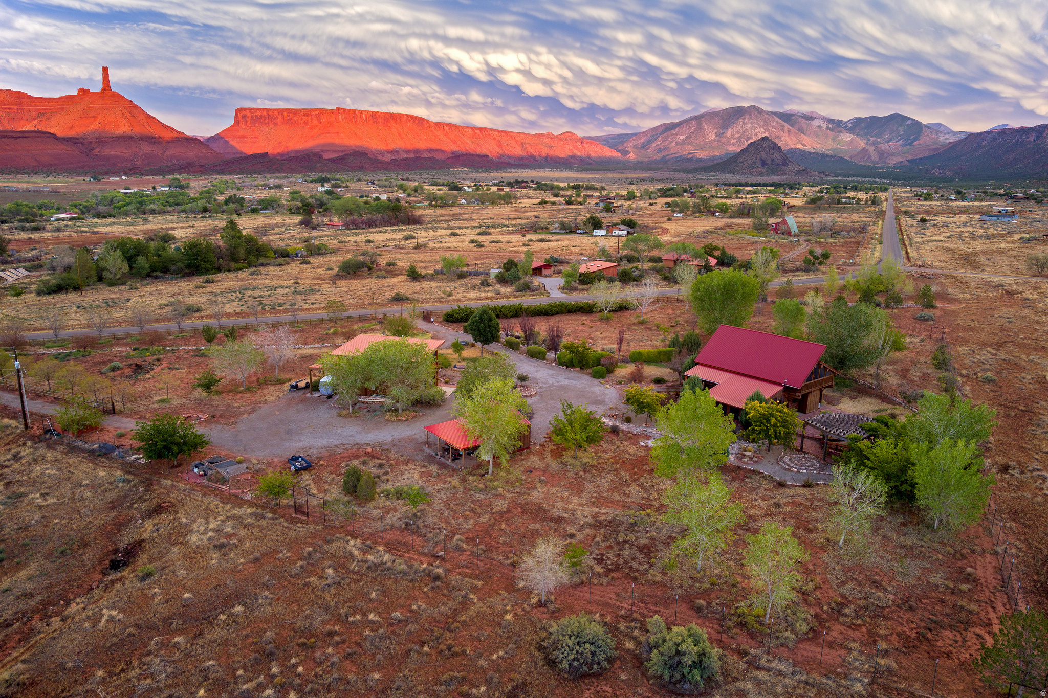 CASTLE VALLEY RIVER RANCHOS - Residential