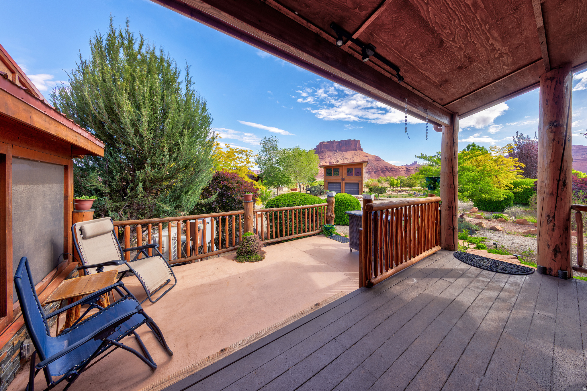 CASTLE VALLEY RIVER RANCHOS - Residential