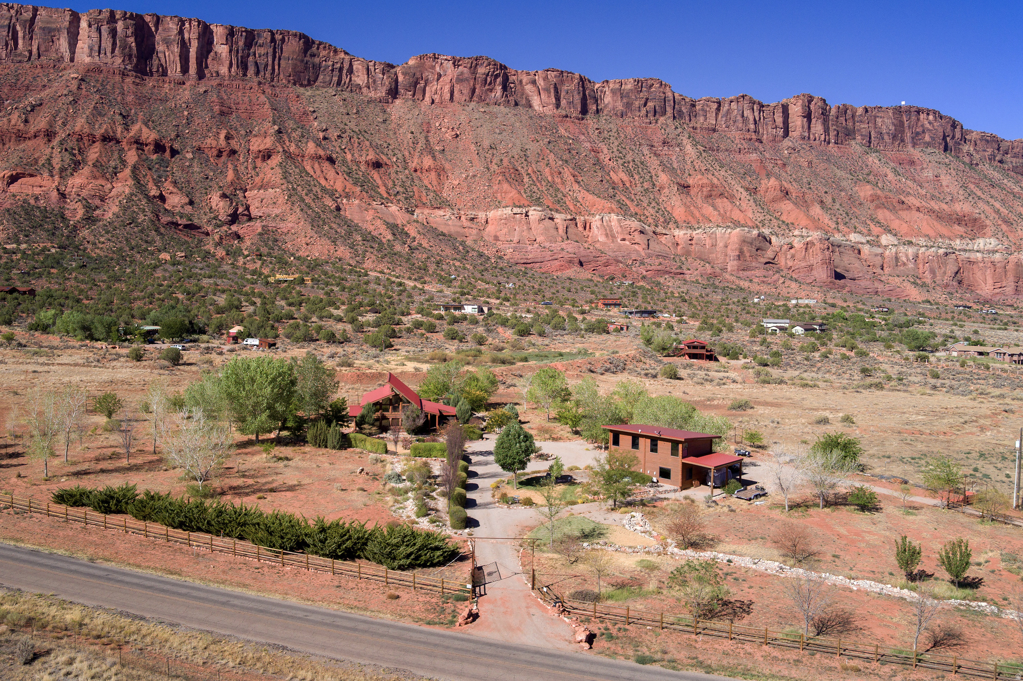 CASTLE VALLEY RIVER RANCHOS - Residential