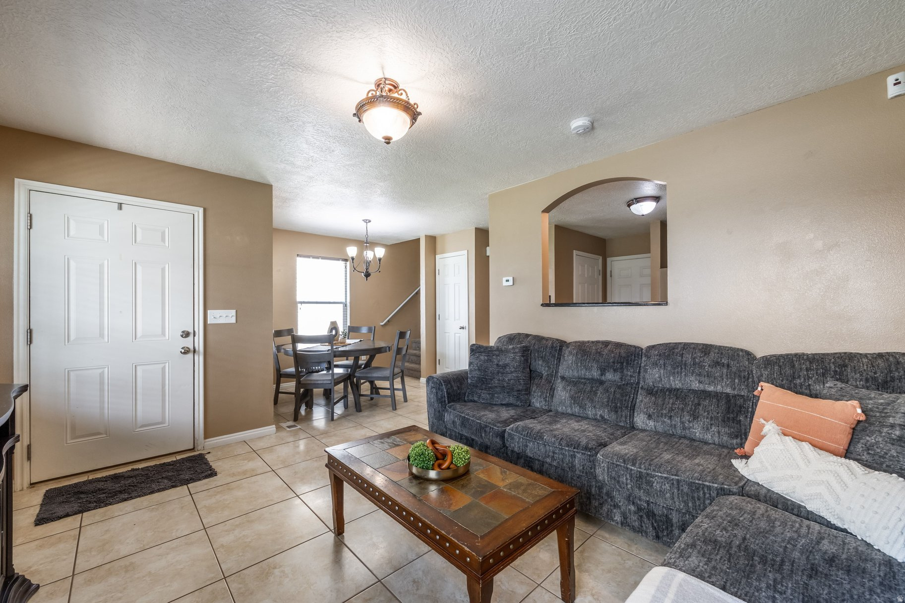 COLONIAL PARK - Residential
