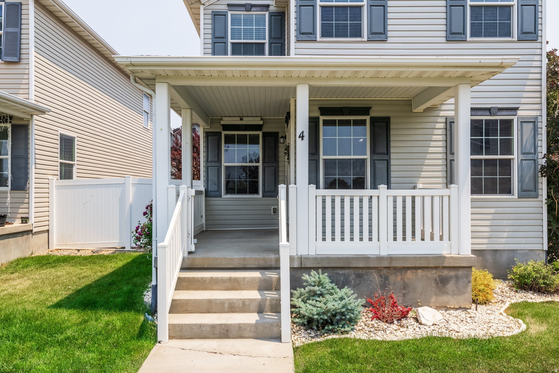 COLONIAL PARK - Residential