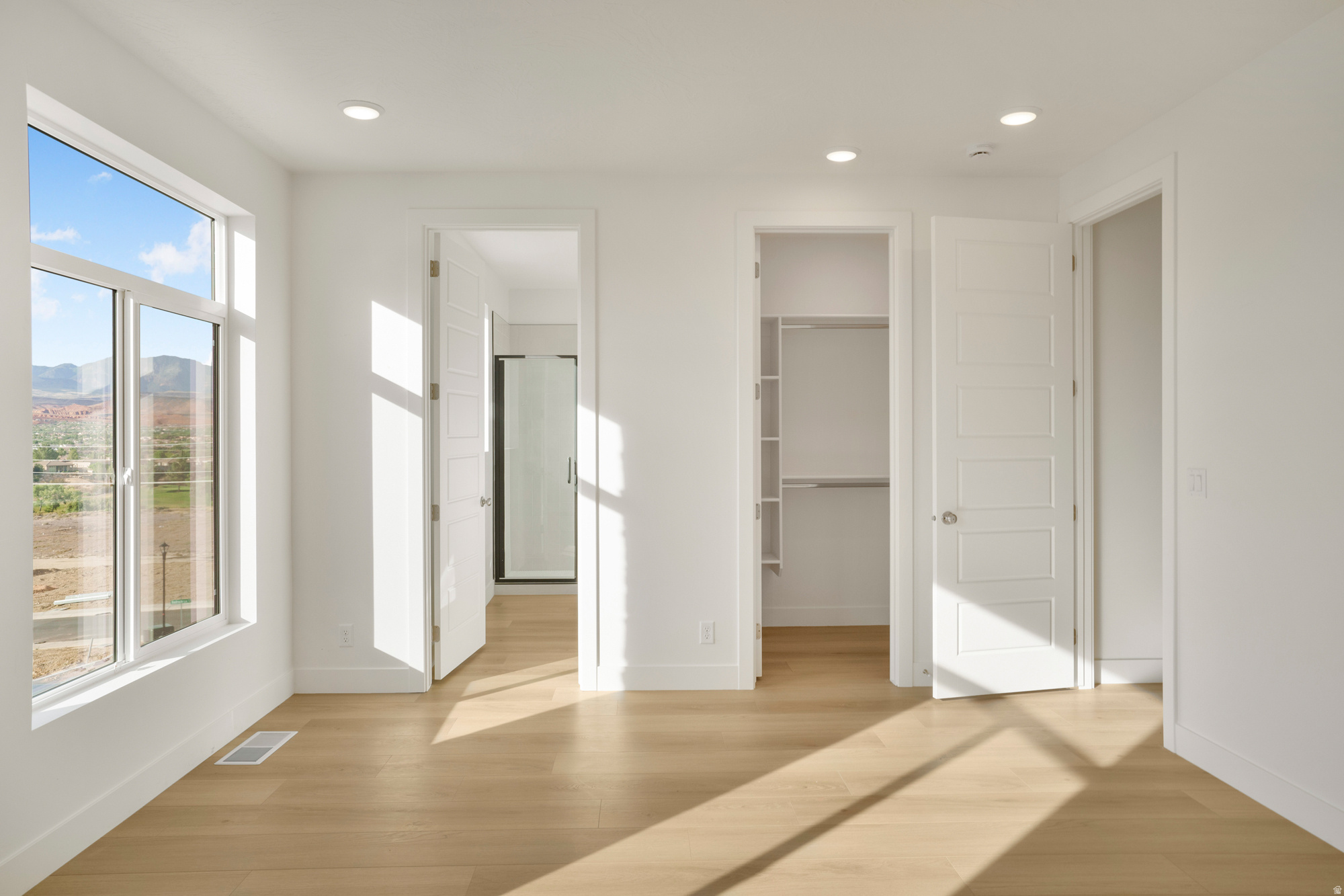 BECCO CREEK TOWNHOMES AT DIVARIO - Residential