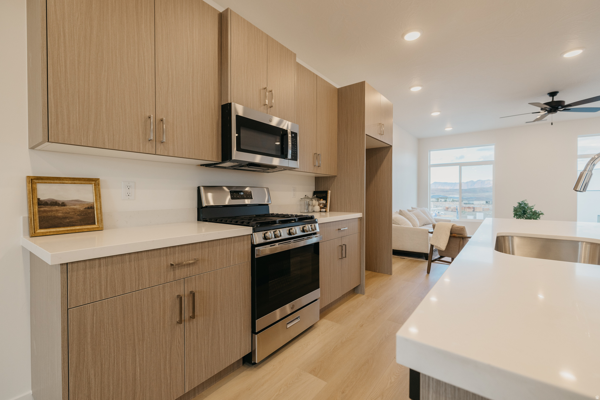 BECCO CREEK TOWNHOMES AT DIVARIO - Residential