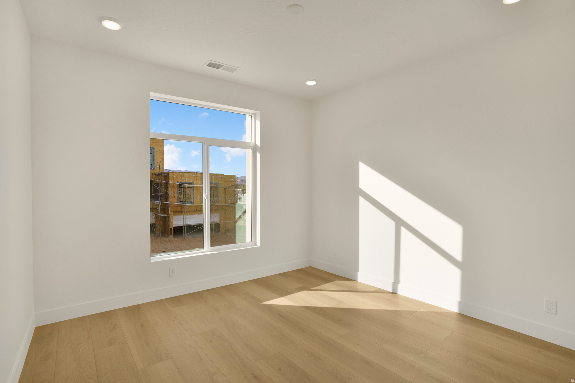 BECCO CREEK TOWNHOMES AT DIVARIO - Residential