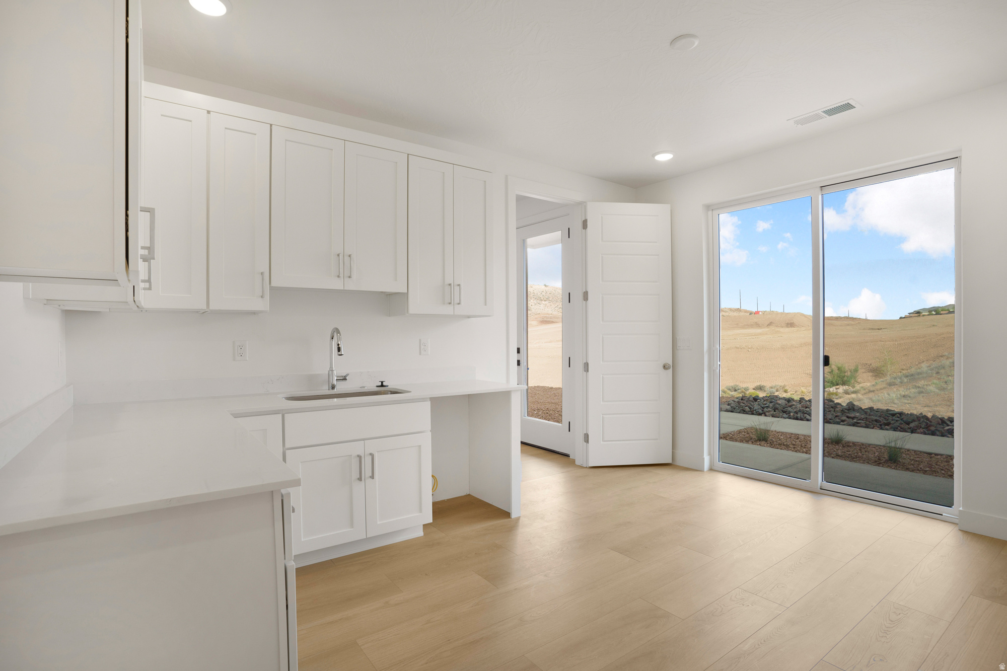 BECCO CREEK TOWNHOMES AT DIVARIO - Residential