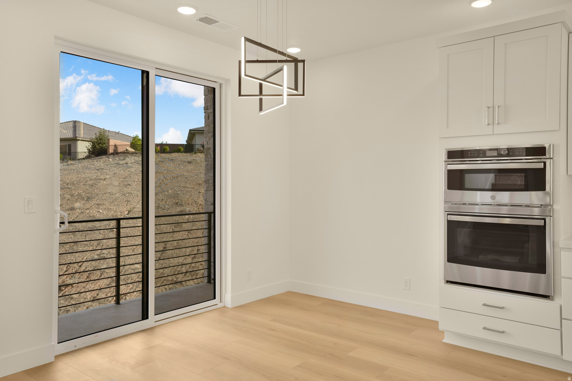 BECCO CREEK TOWNHOMES AT DIVARIO - Residential