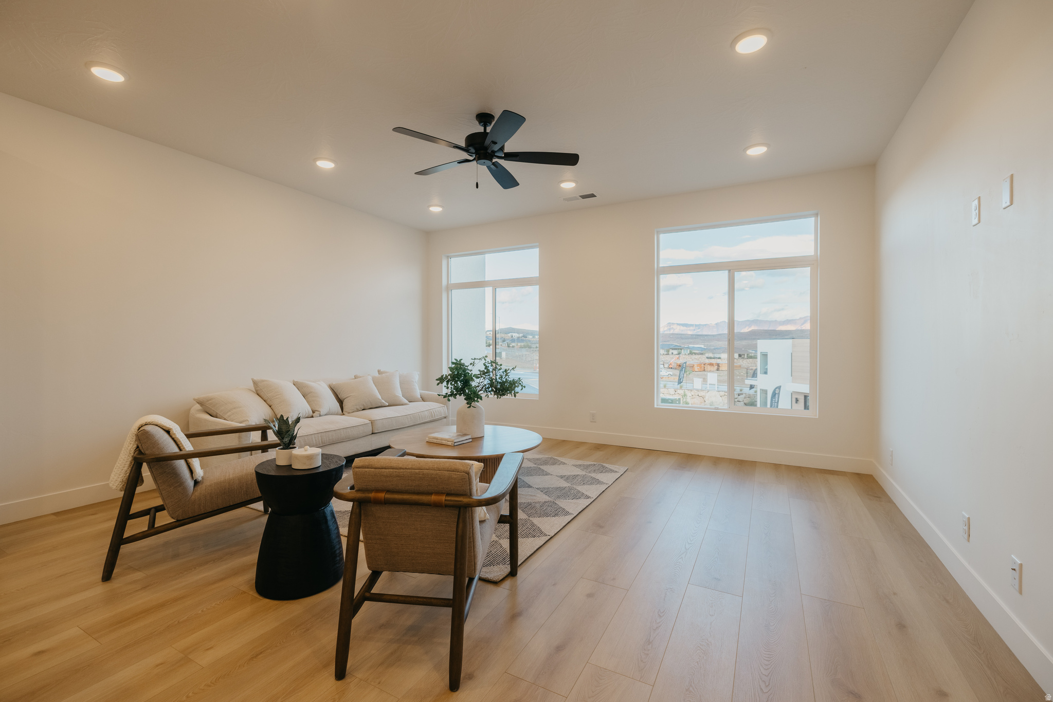 BECCO CREEK TOWNHOMES AT DIVARIO - Residential