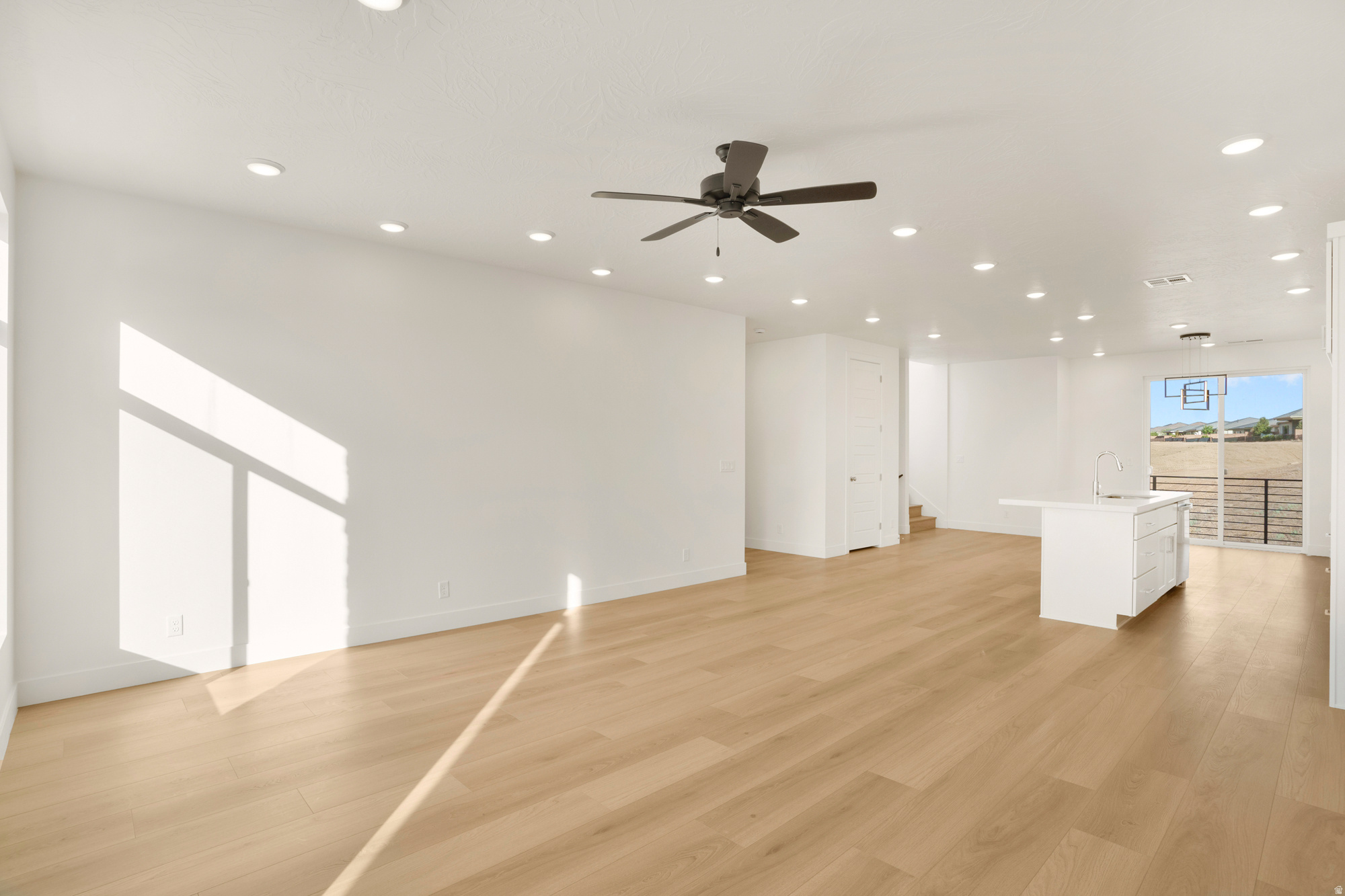 BECCO CREEK TOWNHOMES AT DIVARIO - Residential