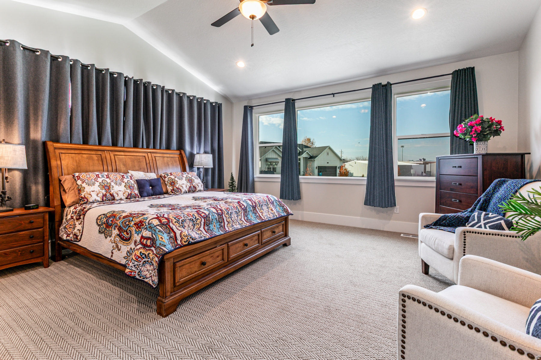 MOUNTAIN VIEW ESTATES - Residential