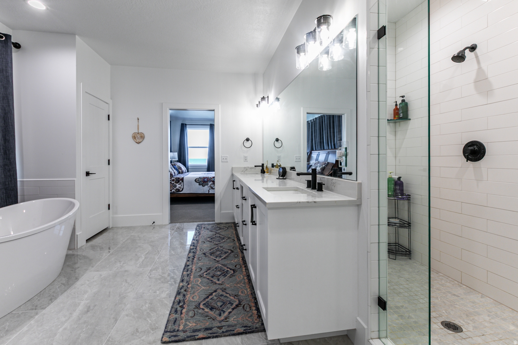 MOUNTAIN VIEW ESTATES - Residential