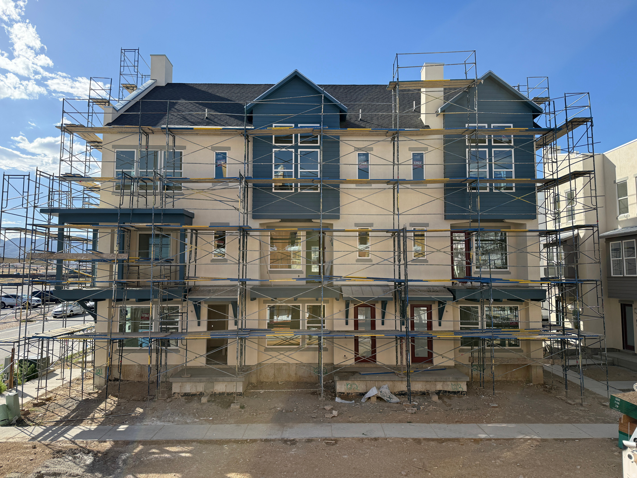 DOWNTOWN DAYBREAK - Residential