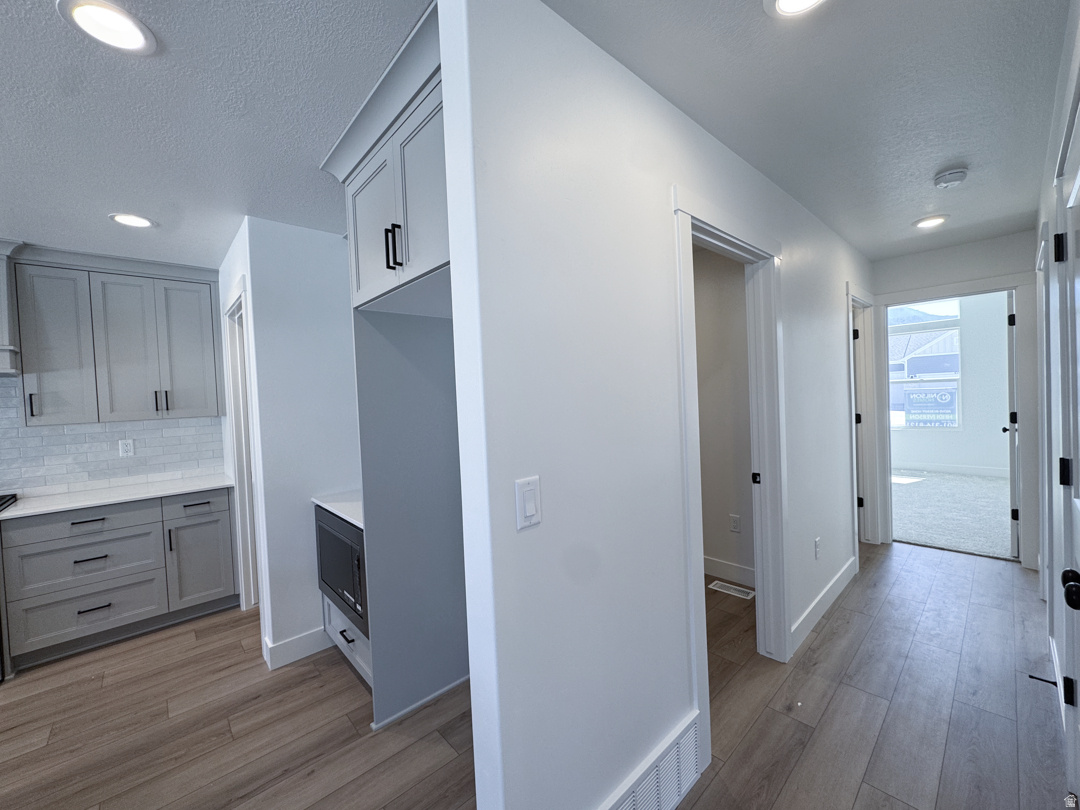 RIVERWOOD - Residential