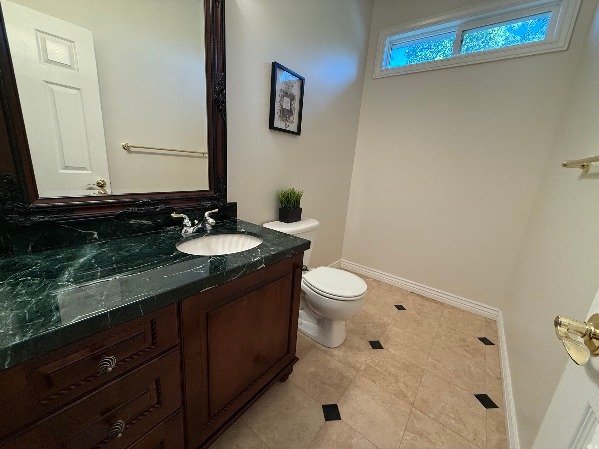 COTTAGES AT FAIRWAY - Residential
