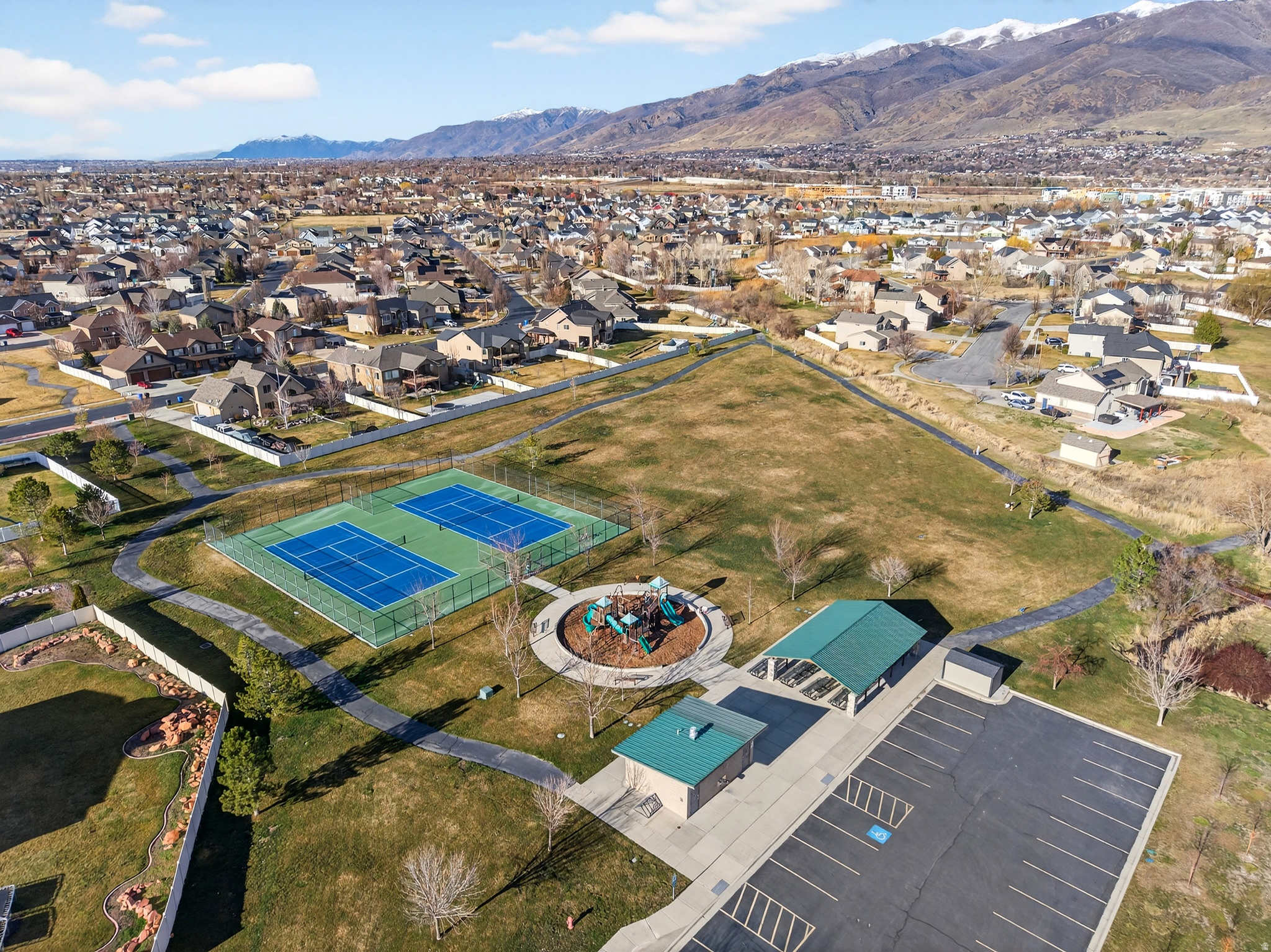 FARMINGTON RANCHES - Residential