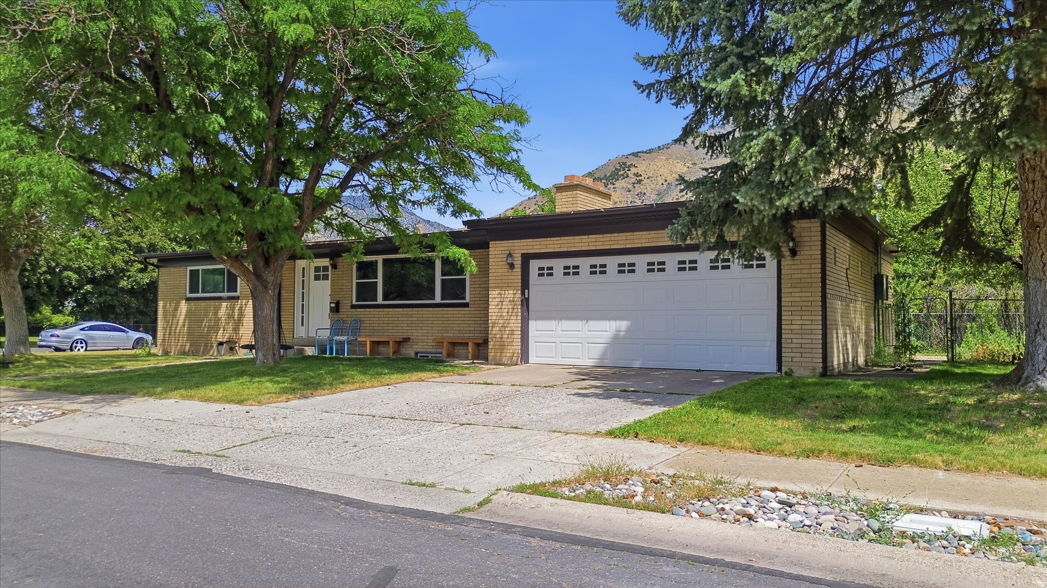 HILLCREST HEIGHTS - Residential