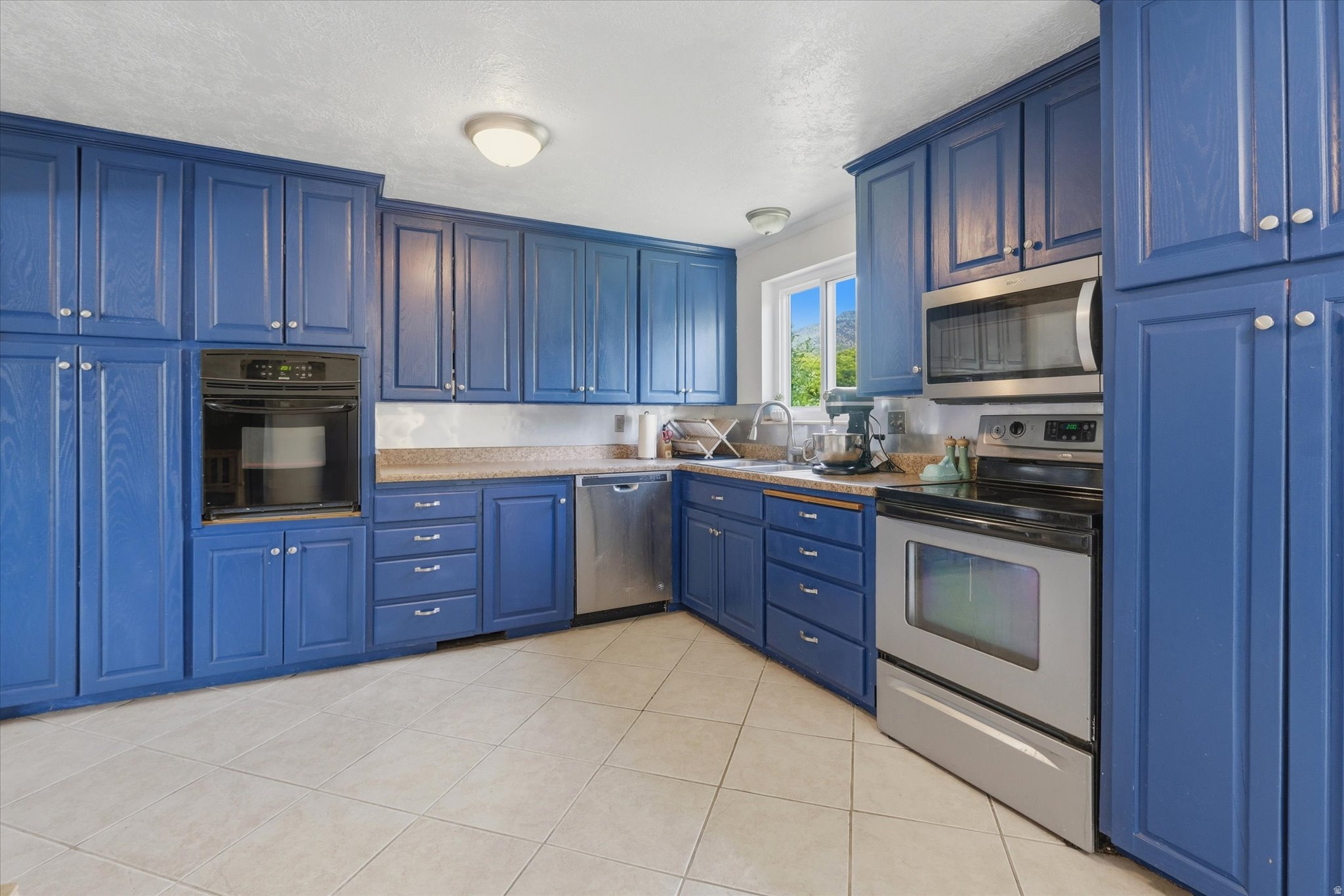 HILLCREST HEIGHTS - Residential