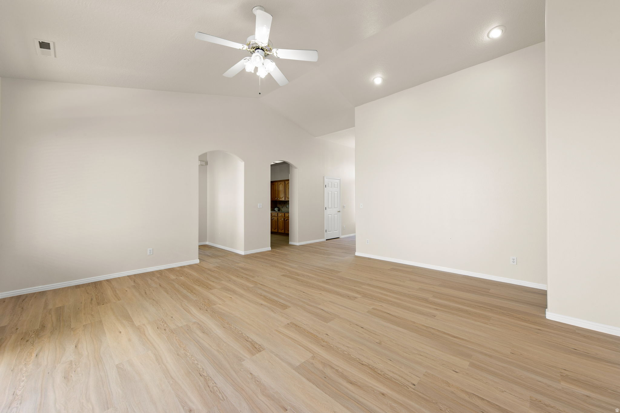 VISTA DEL SOL TH 1 - Residential