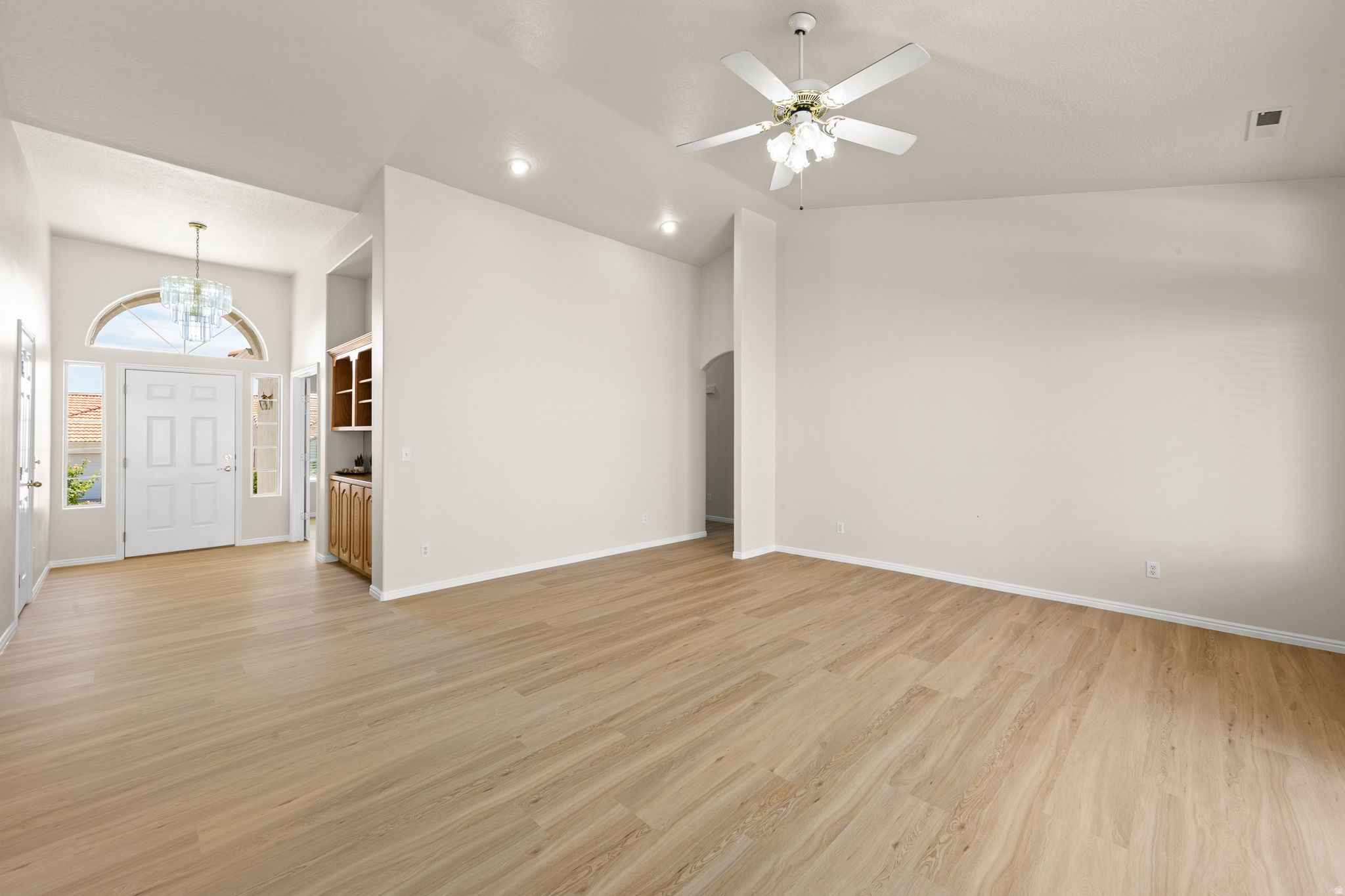 VISTA DEL SOL TH 1 - Residential