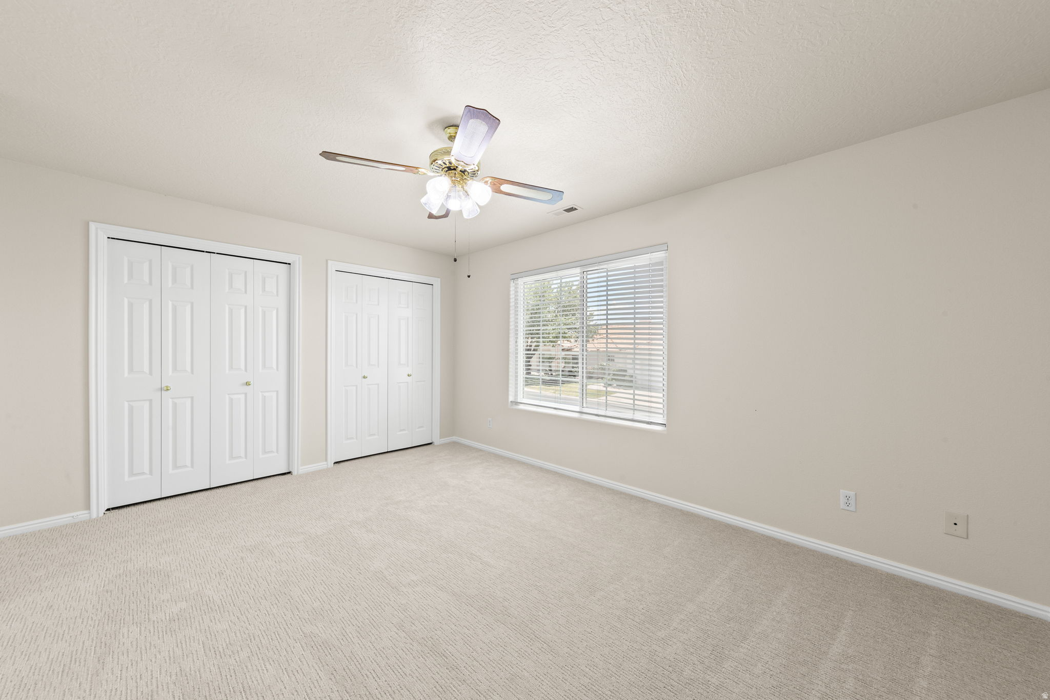 VISTA DEL SOL TH 1 - Residential