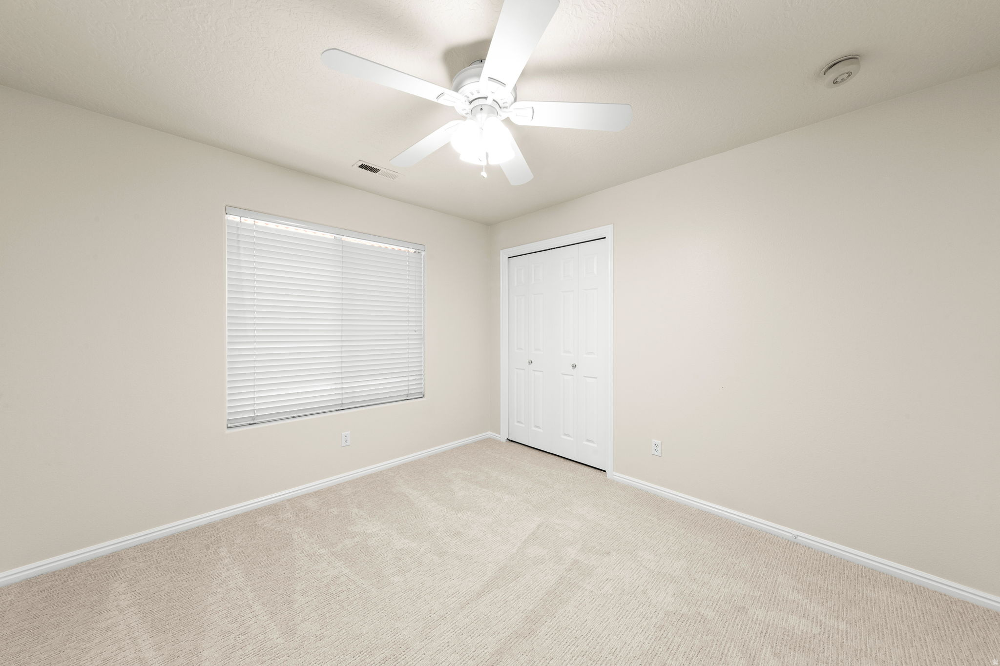 VISTA DEL SOL TH 1 - Residential