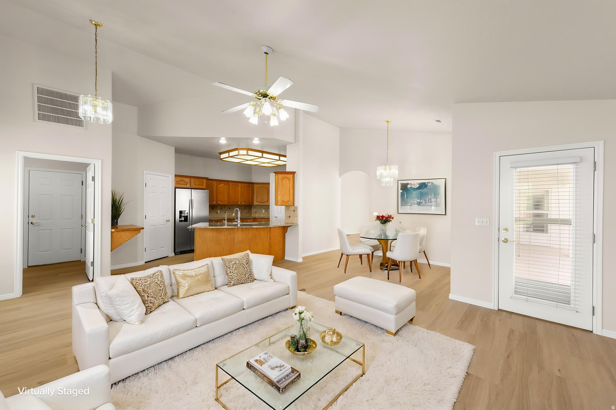 VISTA DEL SOL TH 1 - Residential