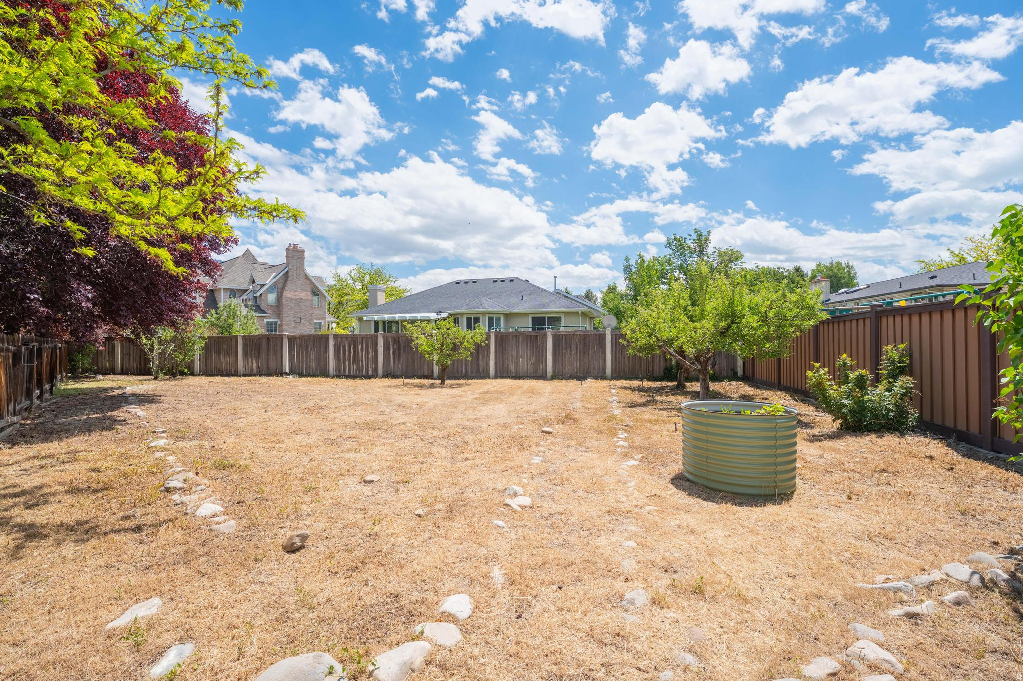 RIDGE - Residential