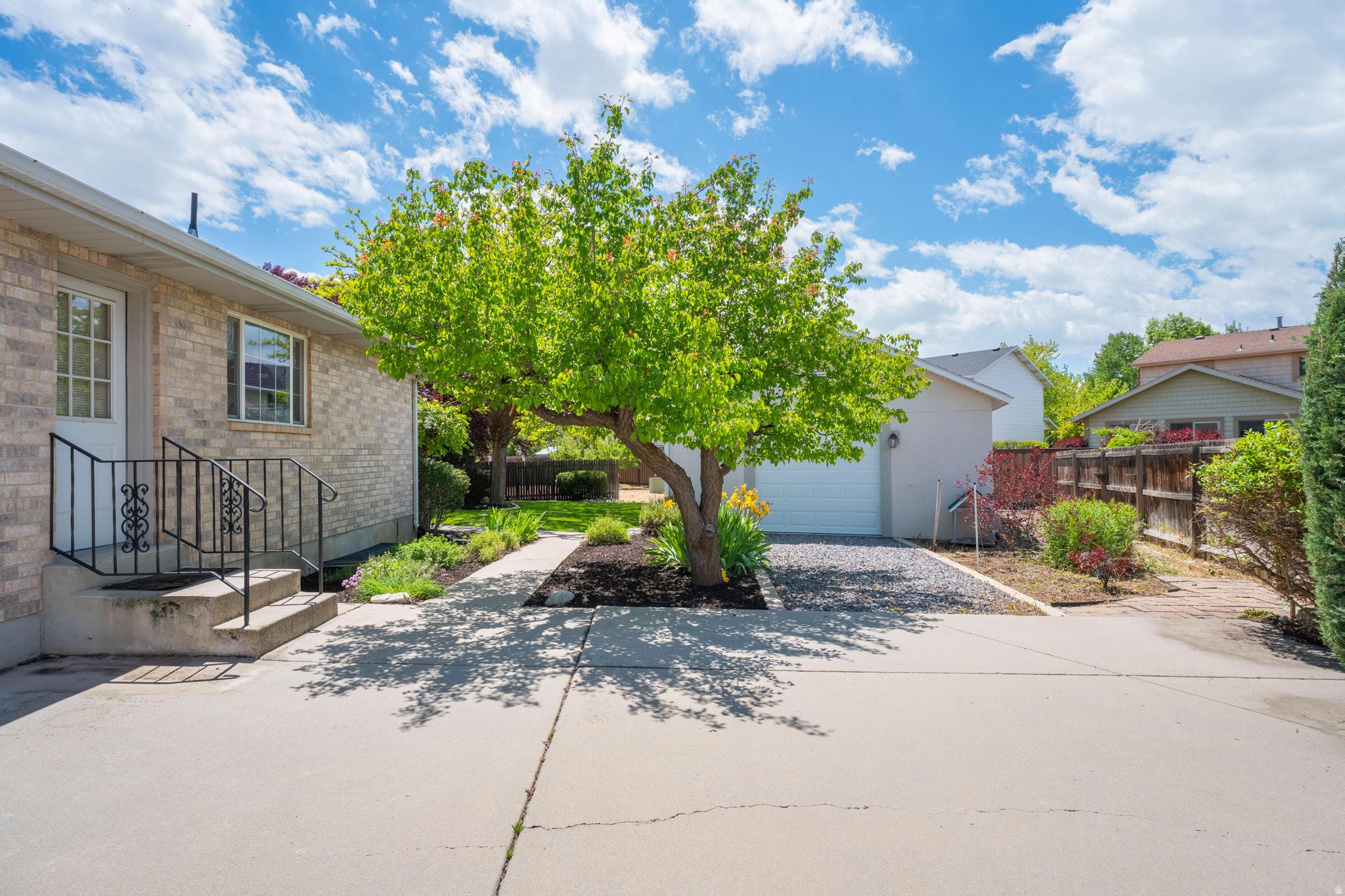 RIDGE - Residential