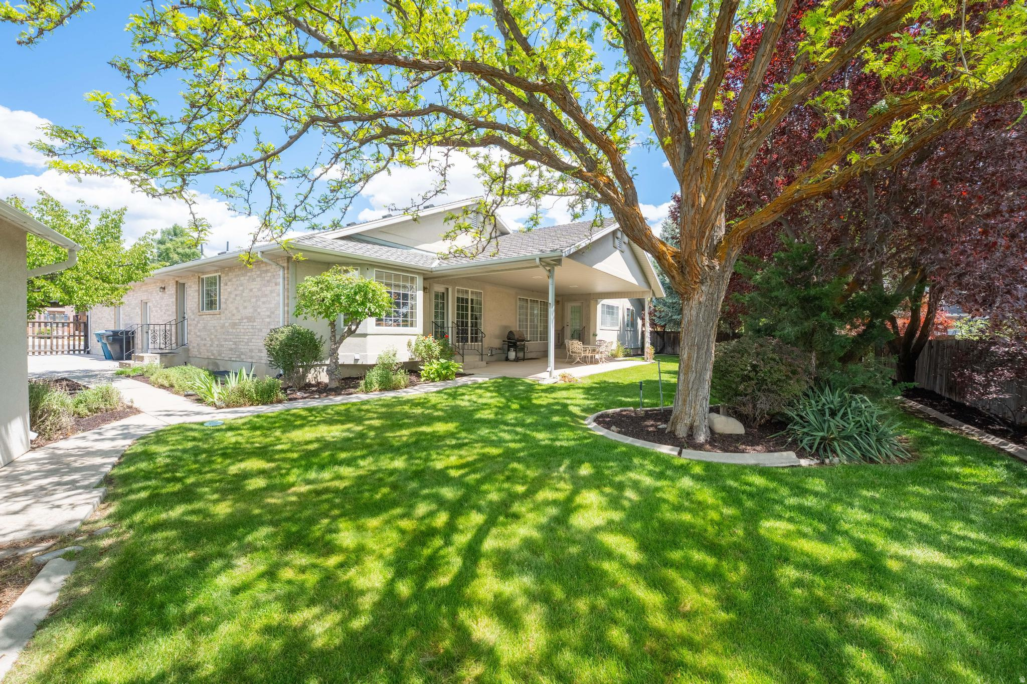 RIDGE - Residential
