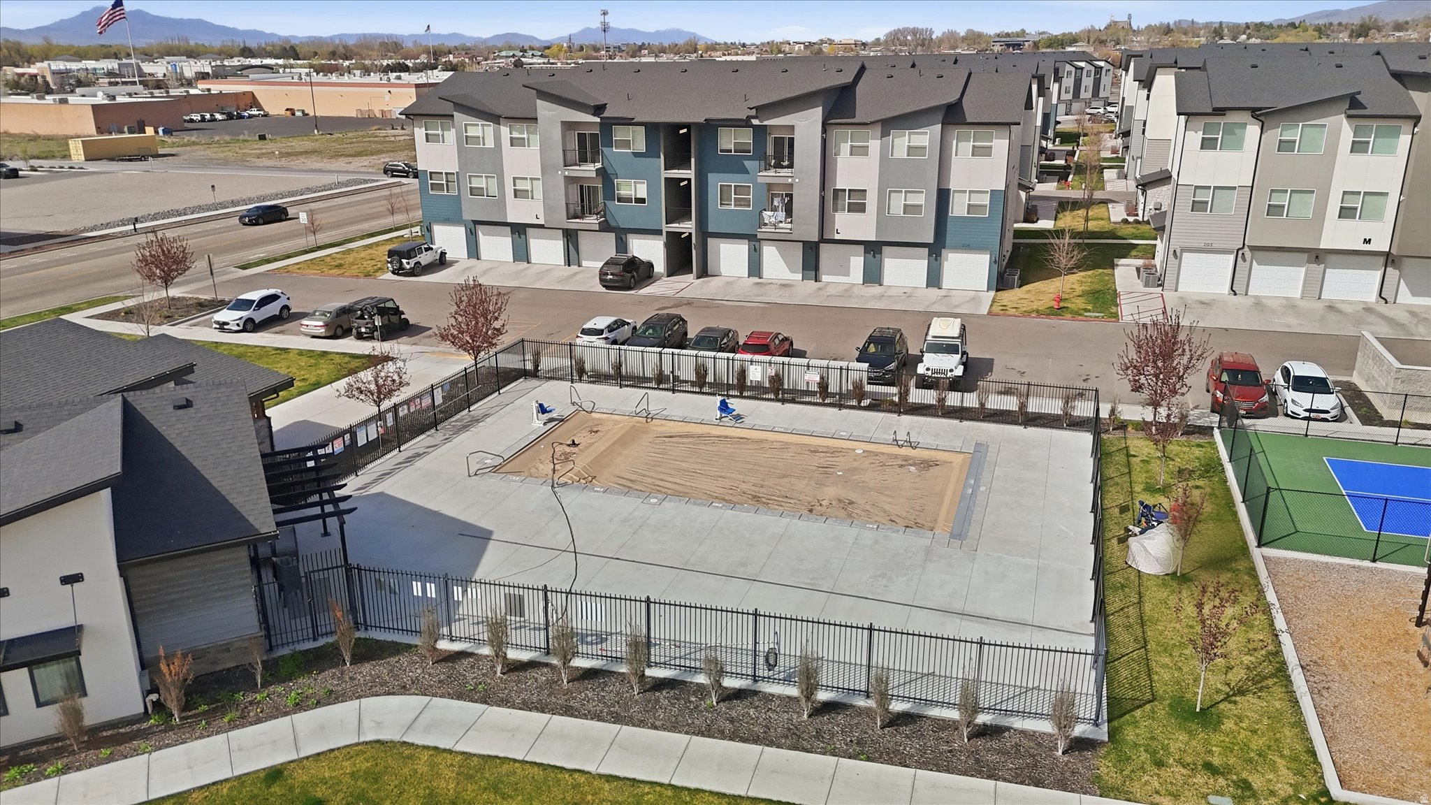 PROVIDENCE GATEWAY - Residential