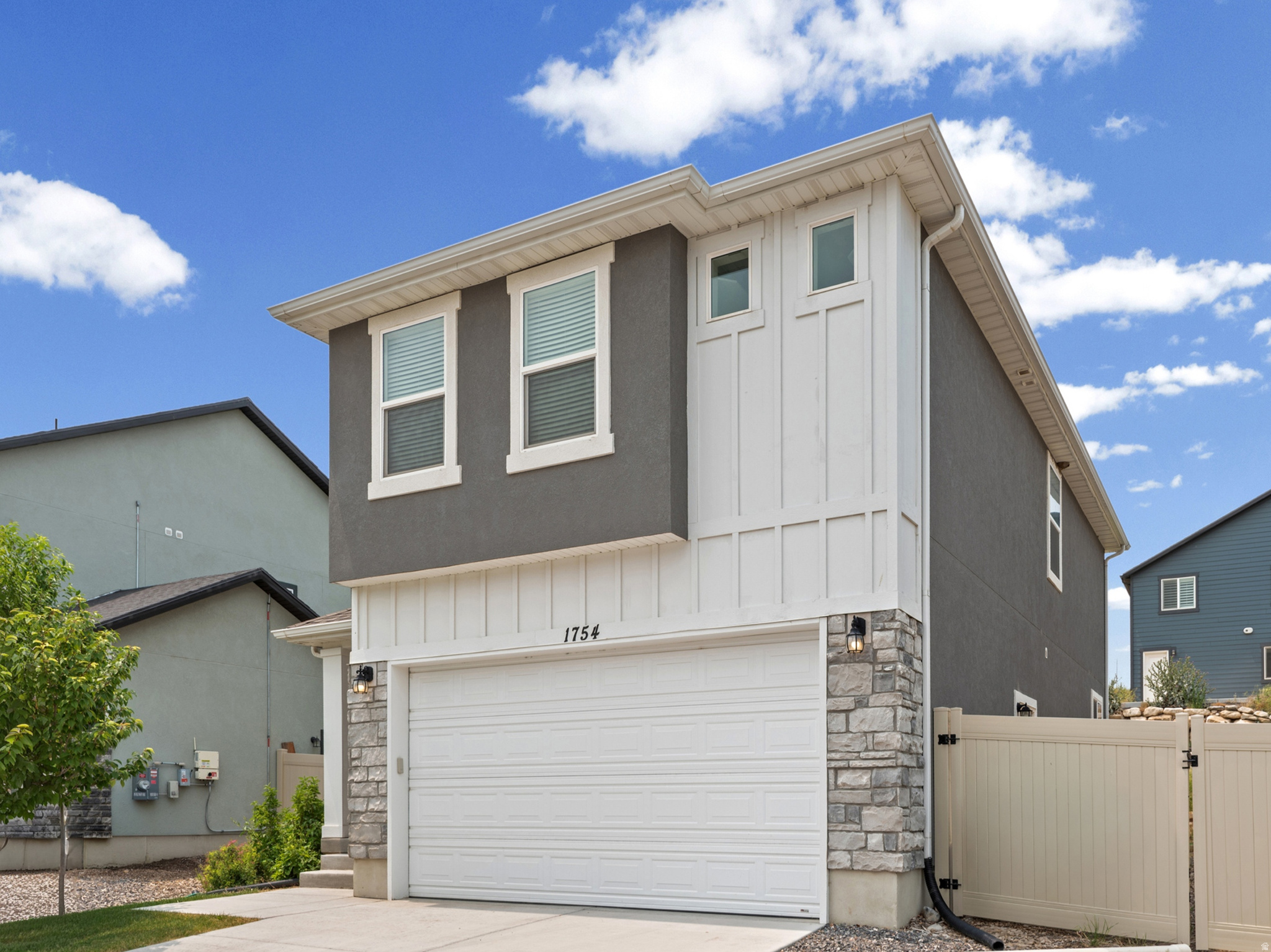 RIDGE - Residential