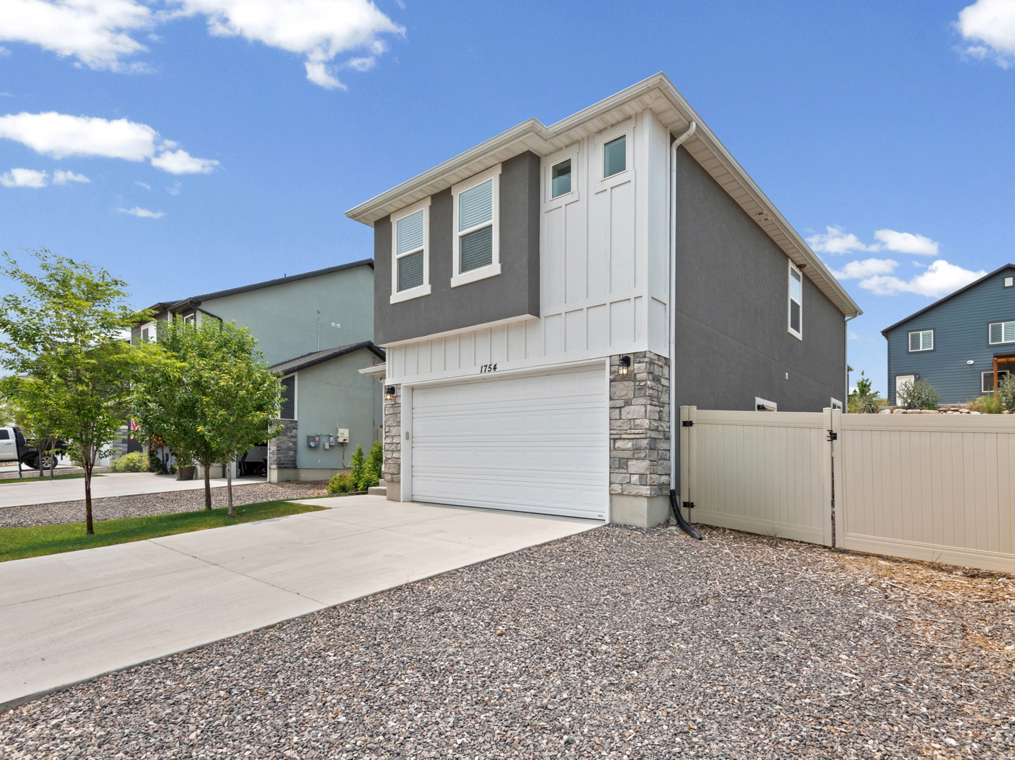 RIDGE - Residential
